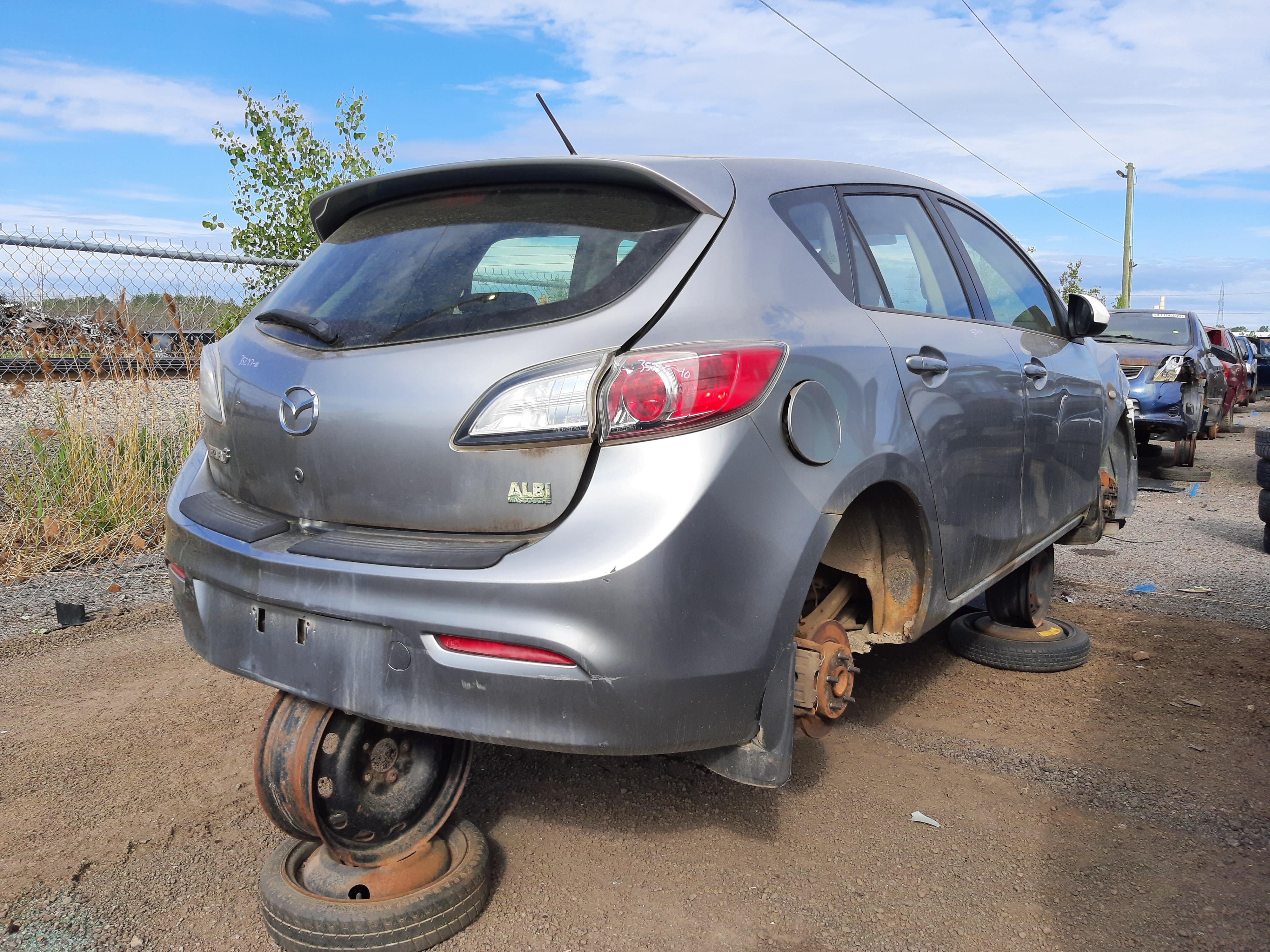 MAZDA MAZDA3 2010