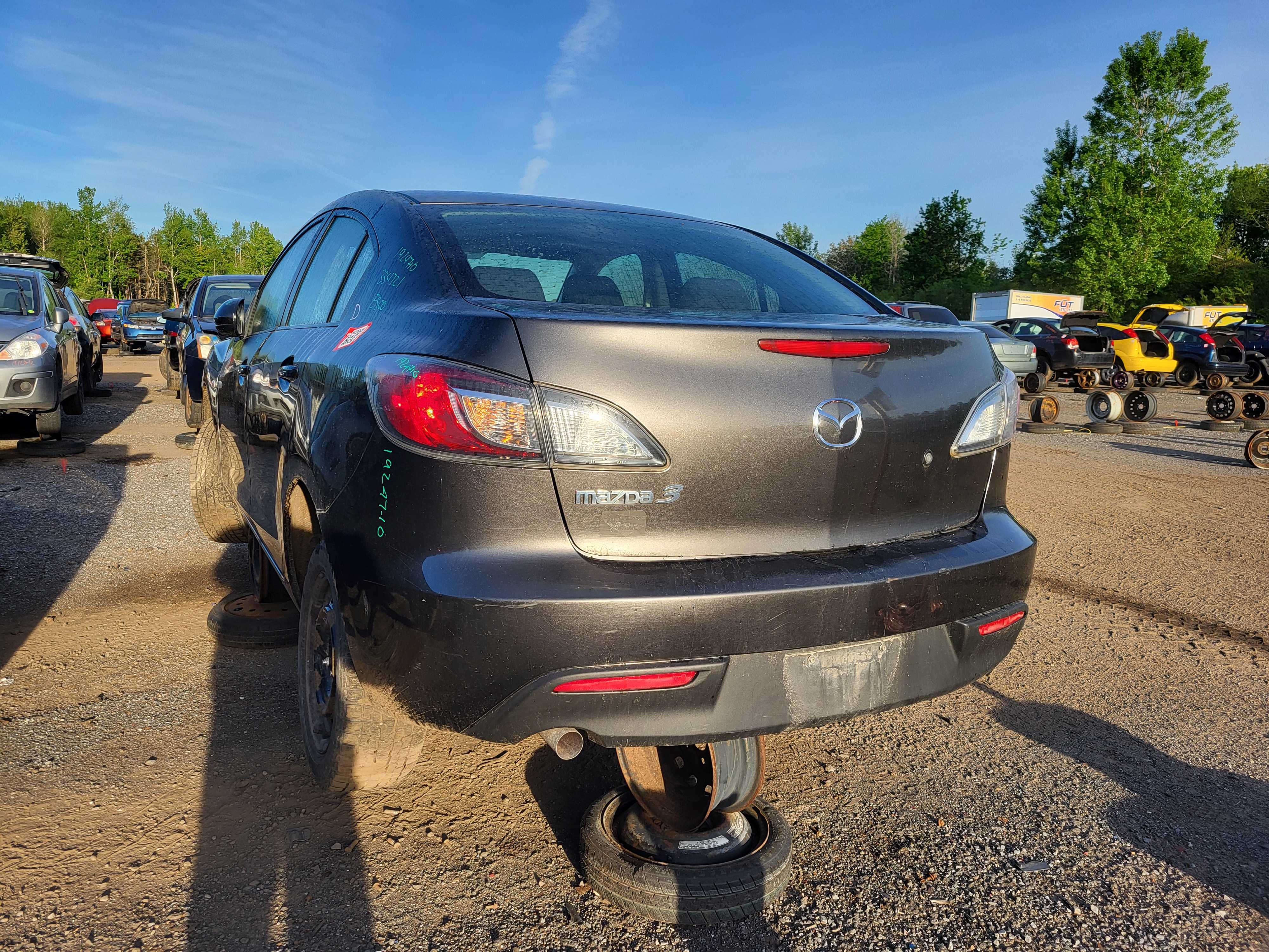 MAZDA MAZDA3 2010