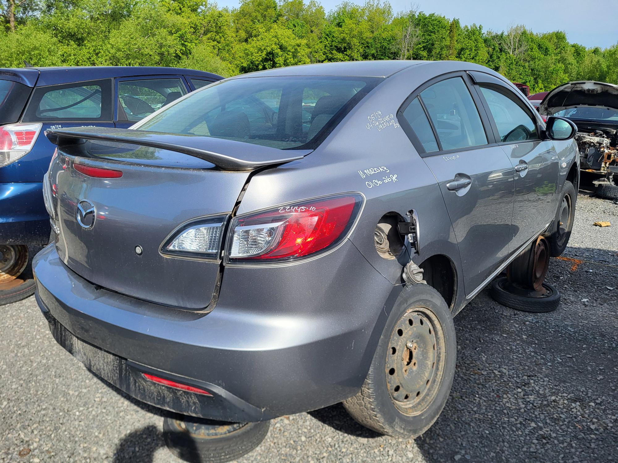 MAZDA MAZDA3 2010