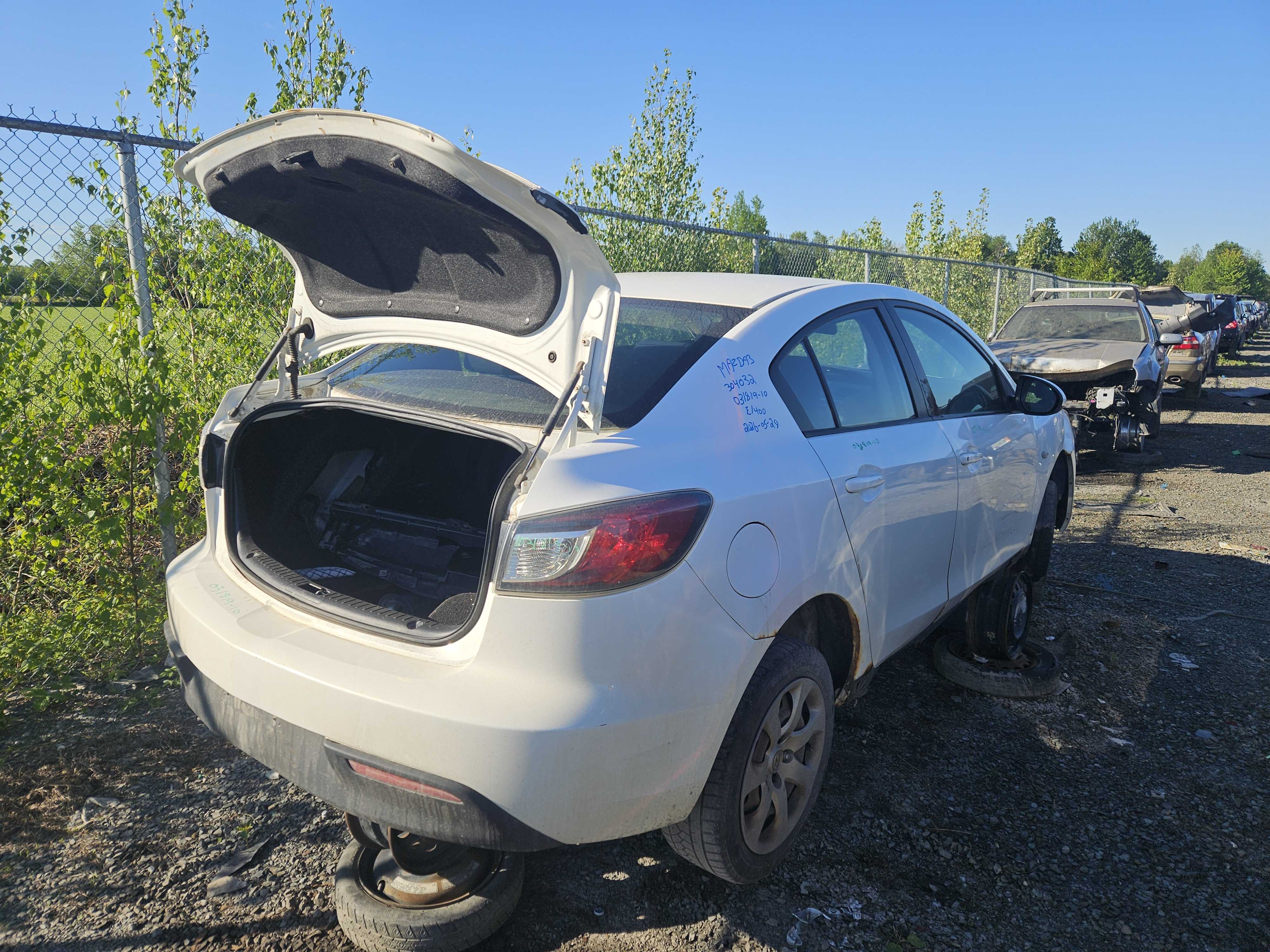 MAZDA MAZDA3 2010