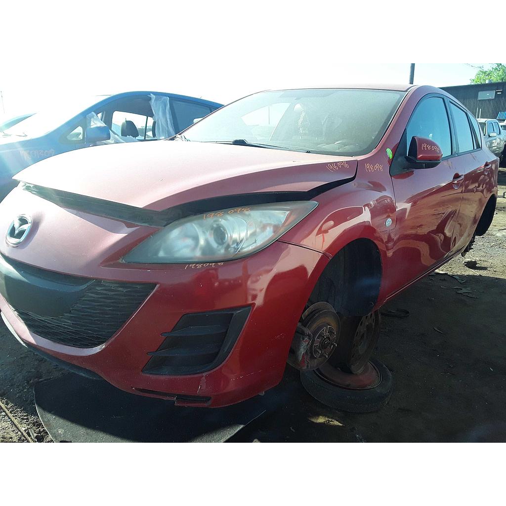 MAZDA MAZDA3 2010