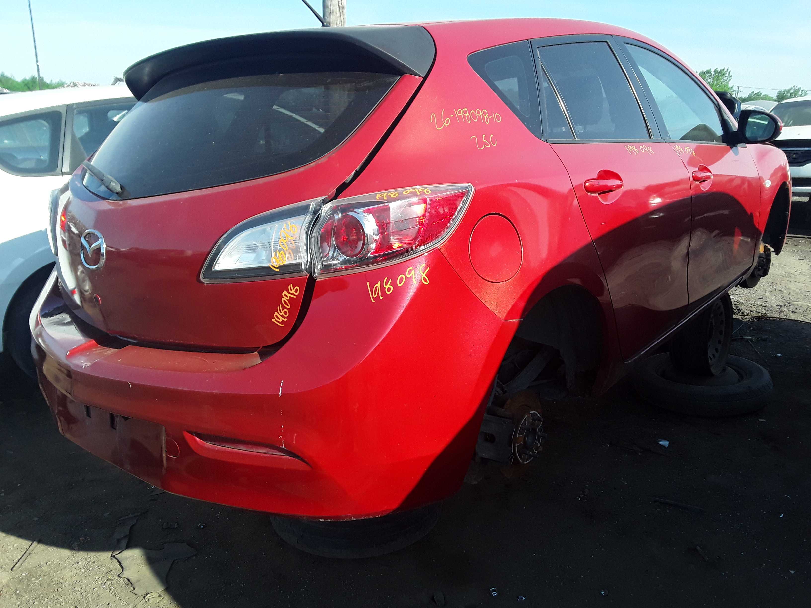 MAZDA MAZDA3 2010