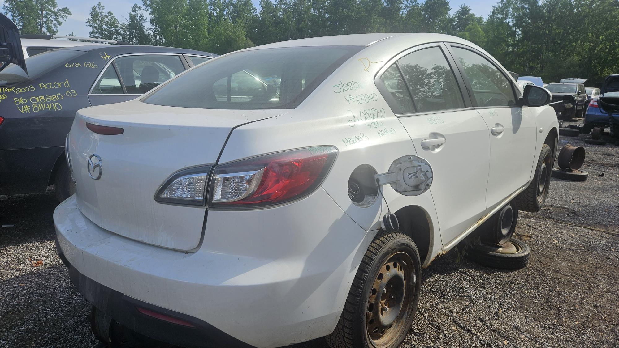 MAZDA MAZDA3 2010
