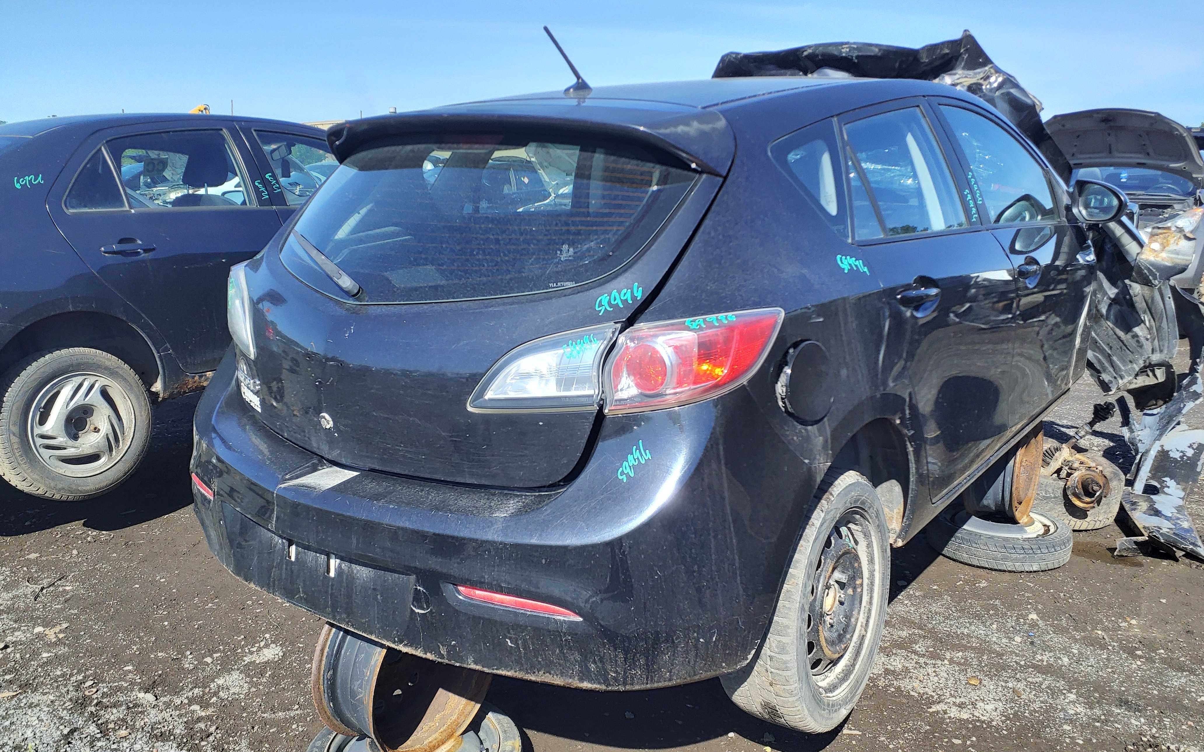 MAZDA MAZDA3 2010