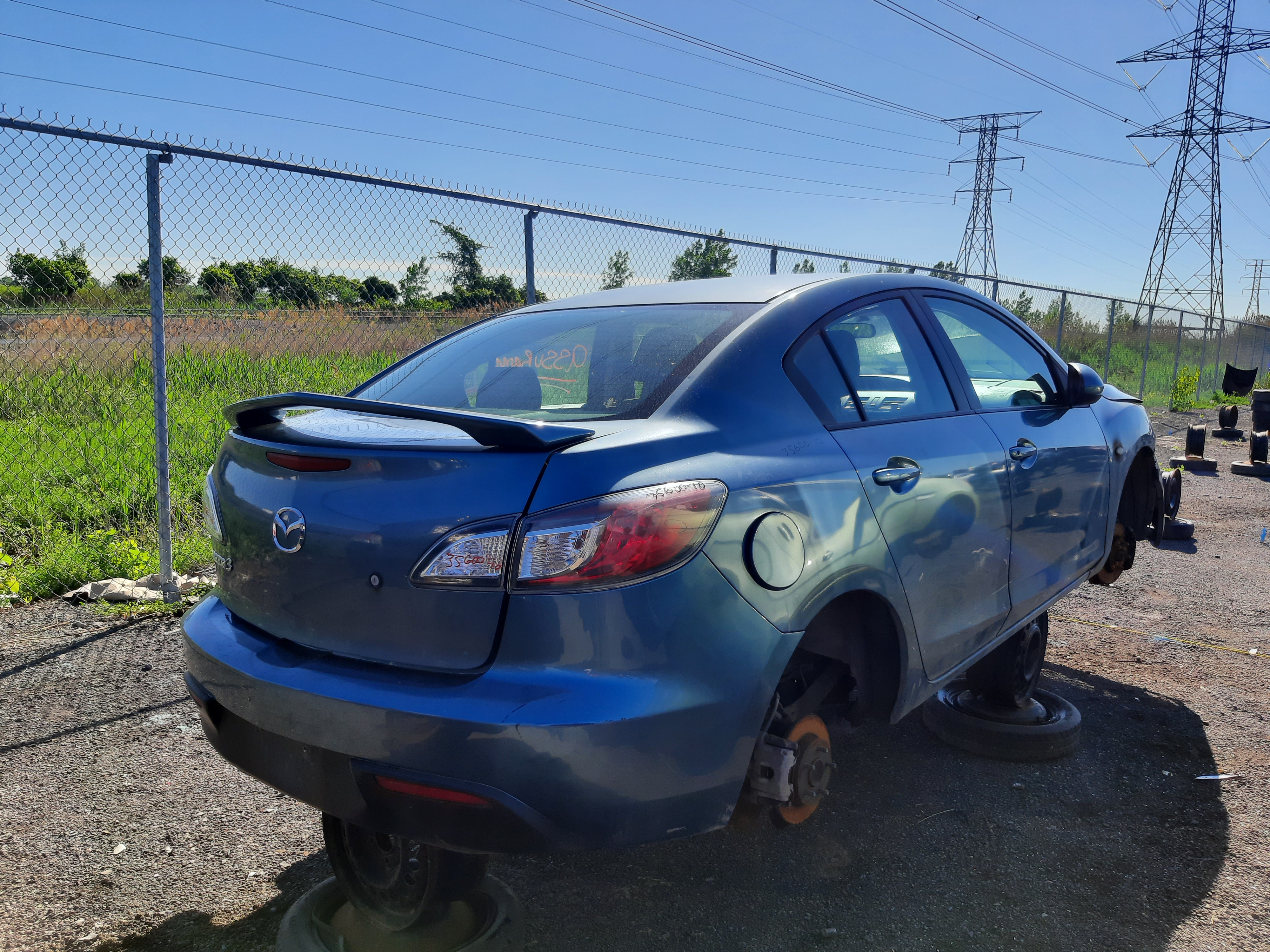 MAZDA MAZDA3 2010