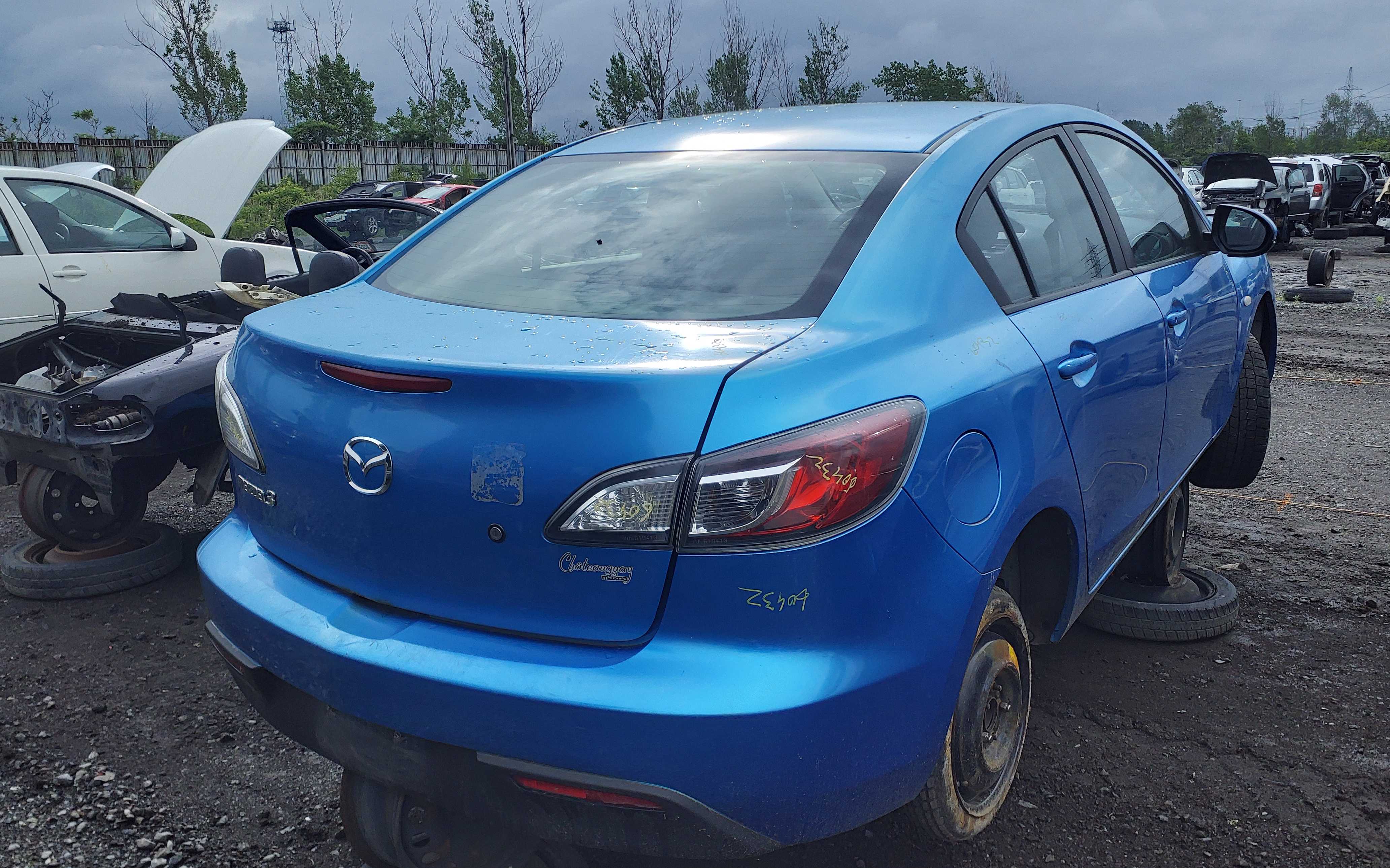 MAZDA MAZDA3 2010