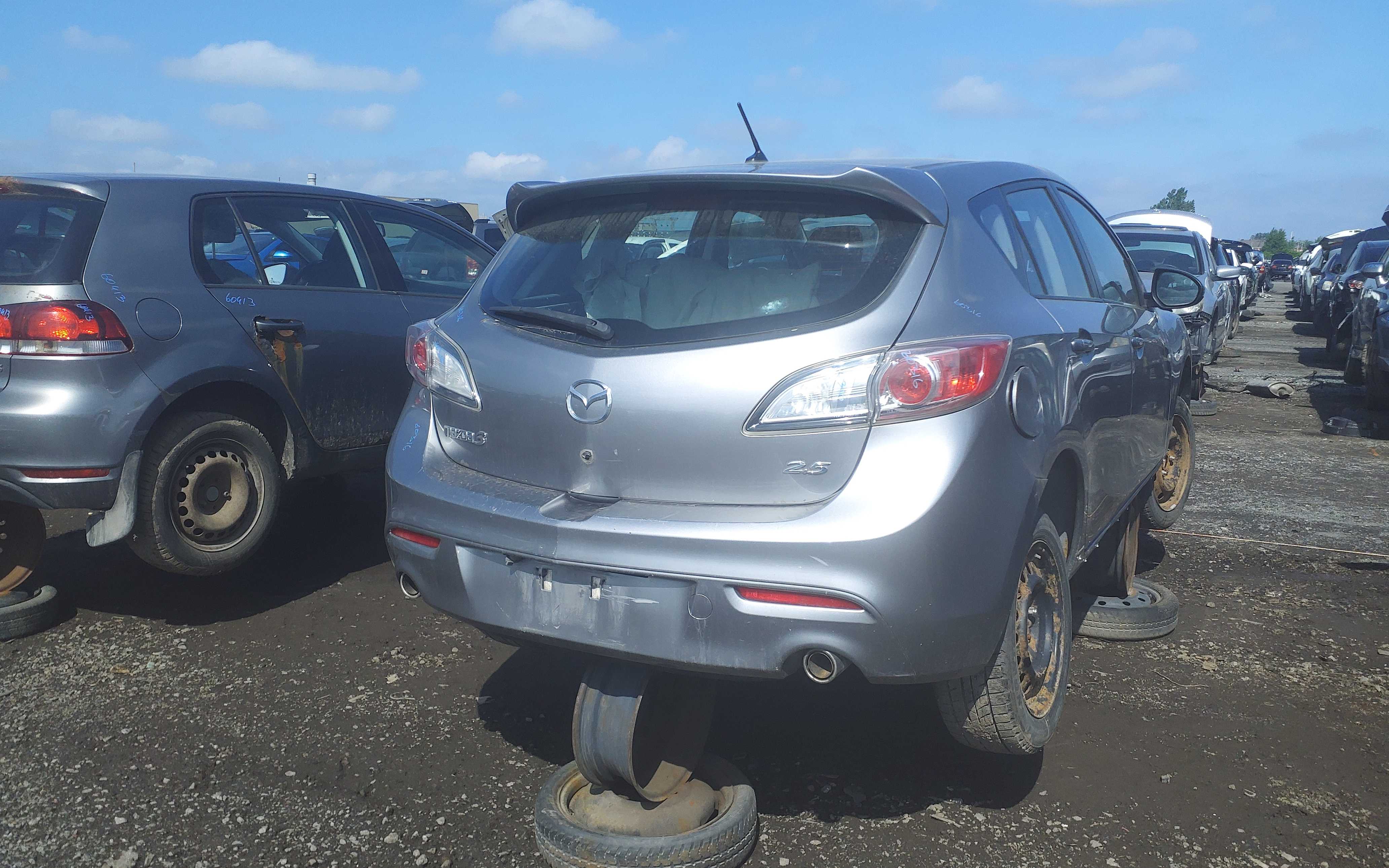 MAZDA MAZDA3 2010