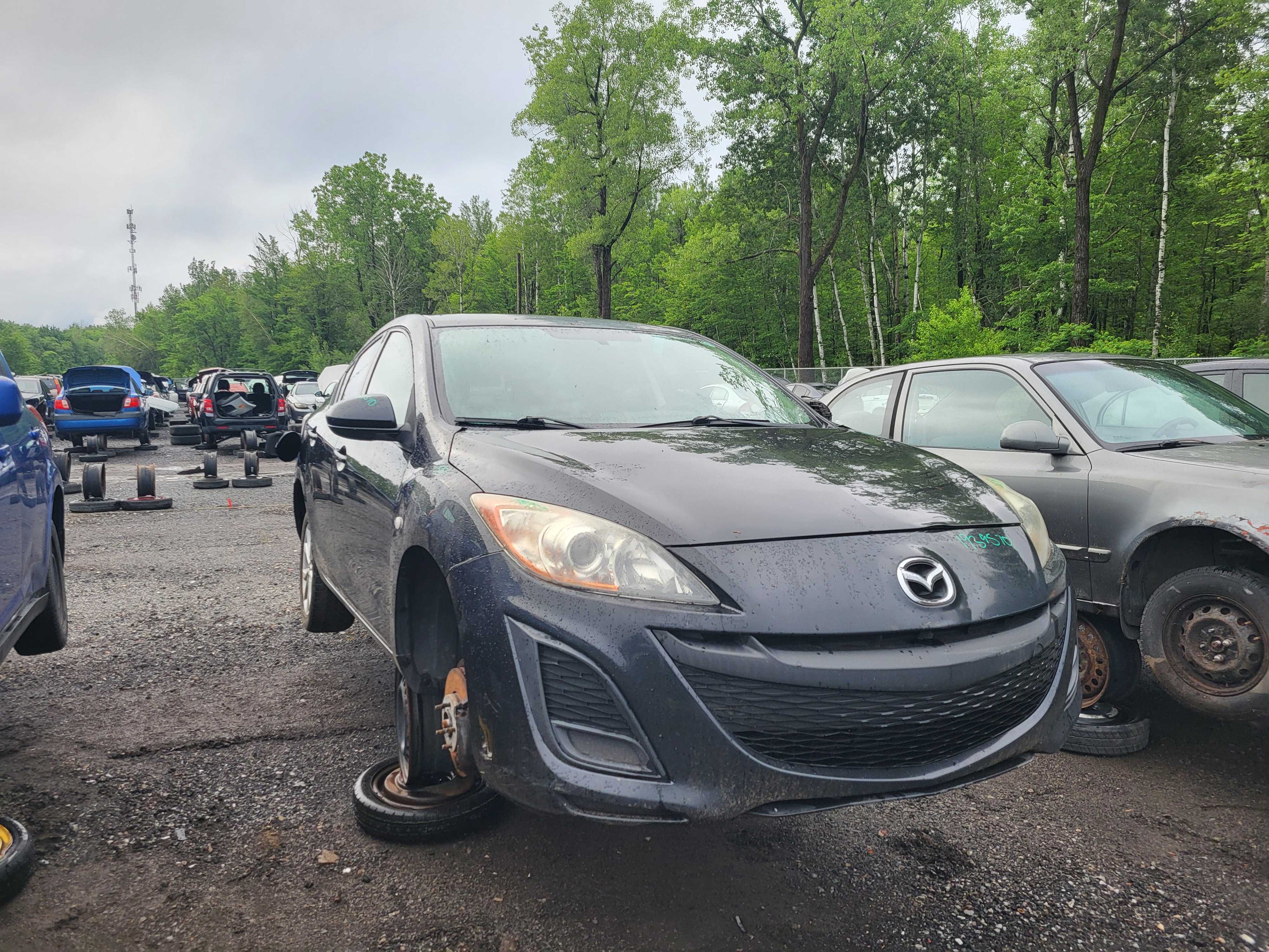 MAZDA MAZDA3 2010