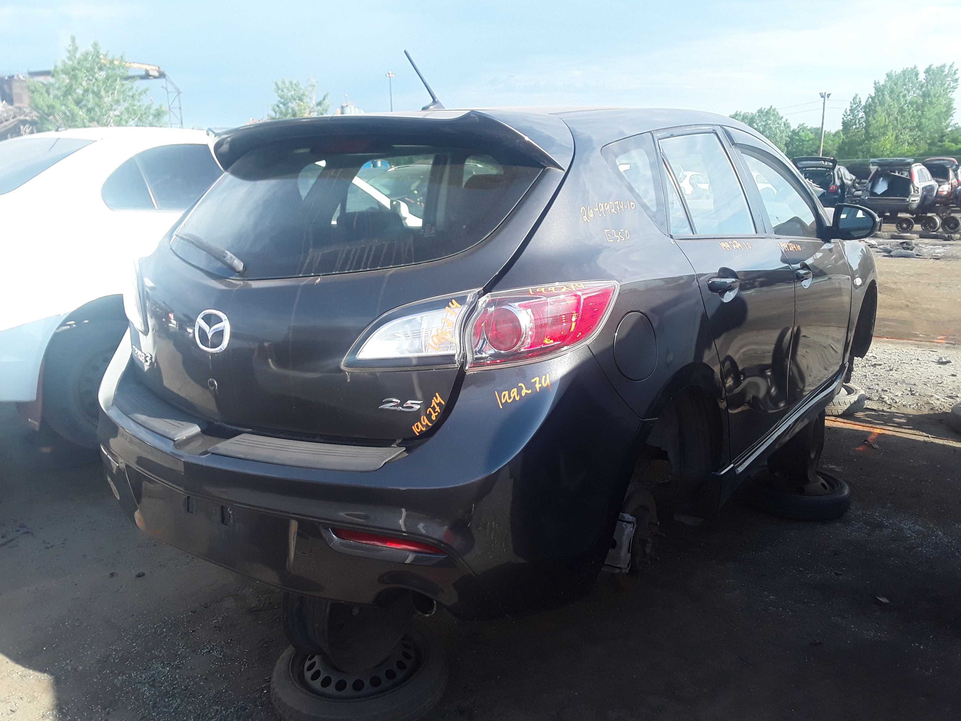 MAZDA MAZDA3 2010