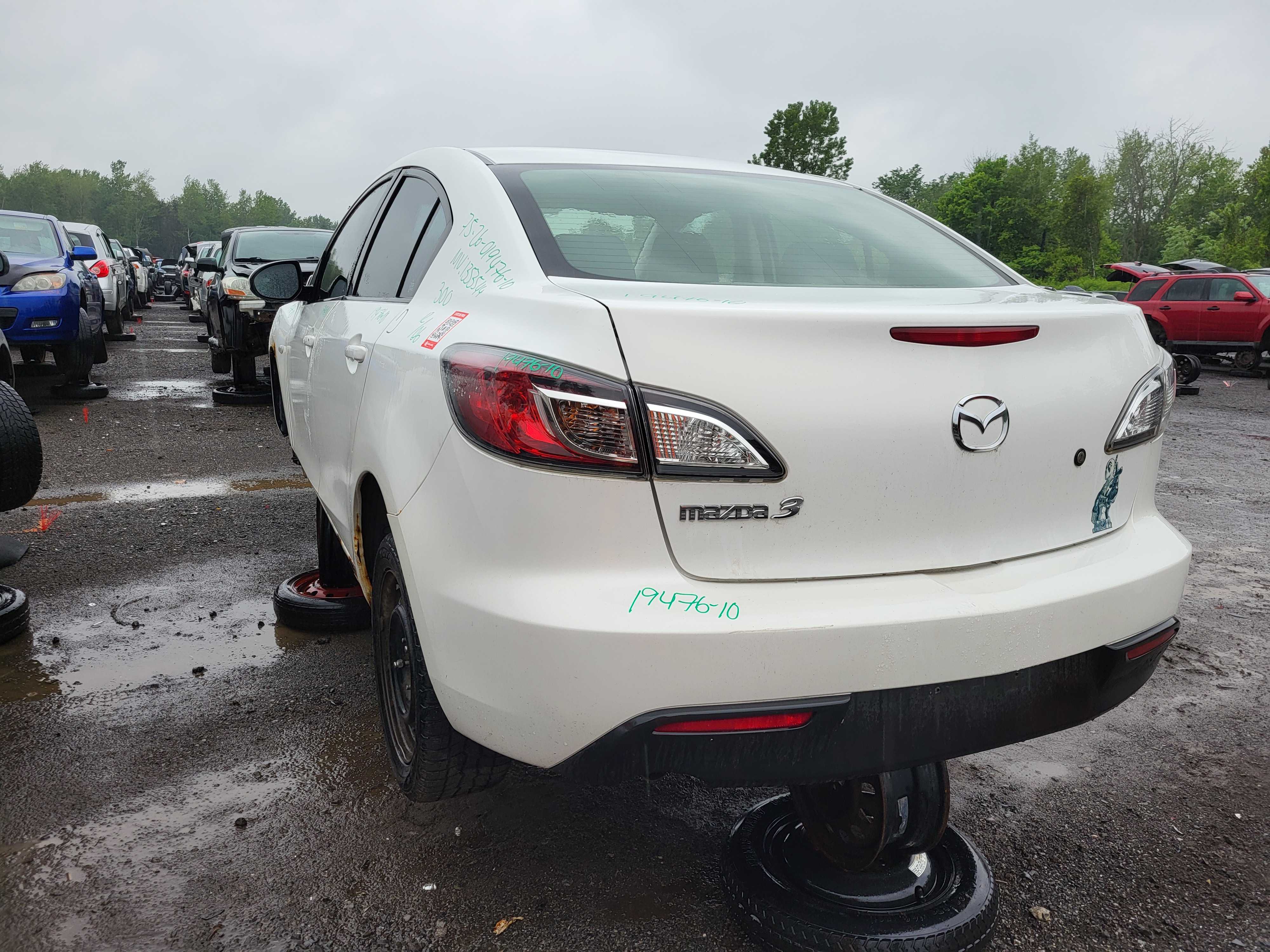 MAZDA MAZDA3 2010