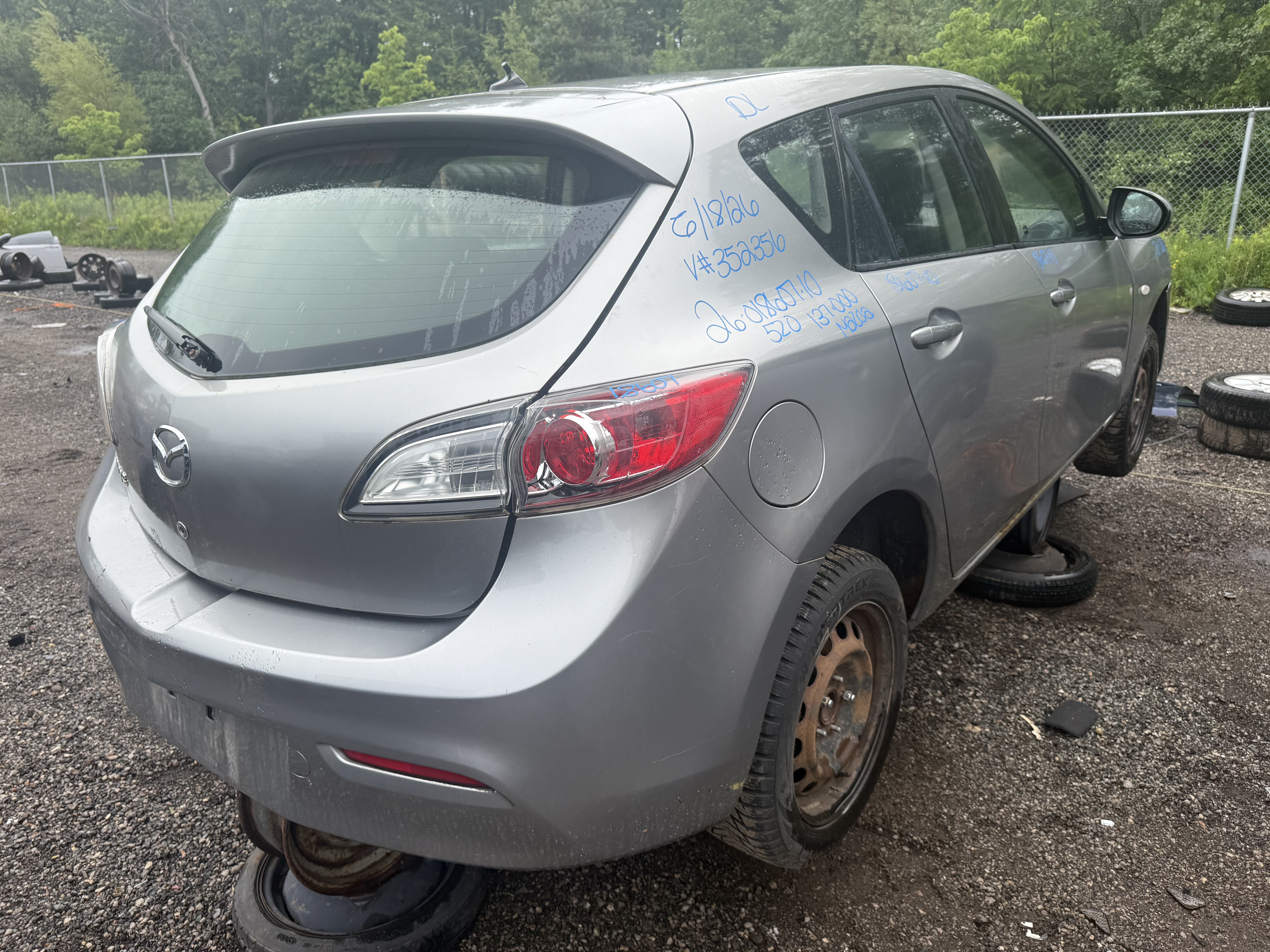 MAZDA MAZDA3 2010