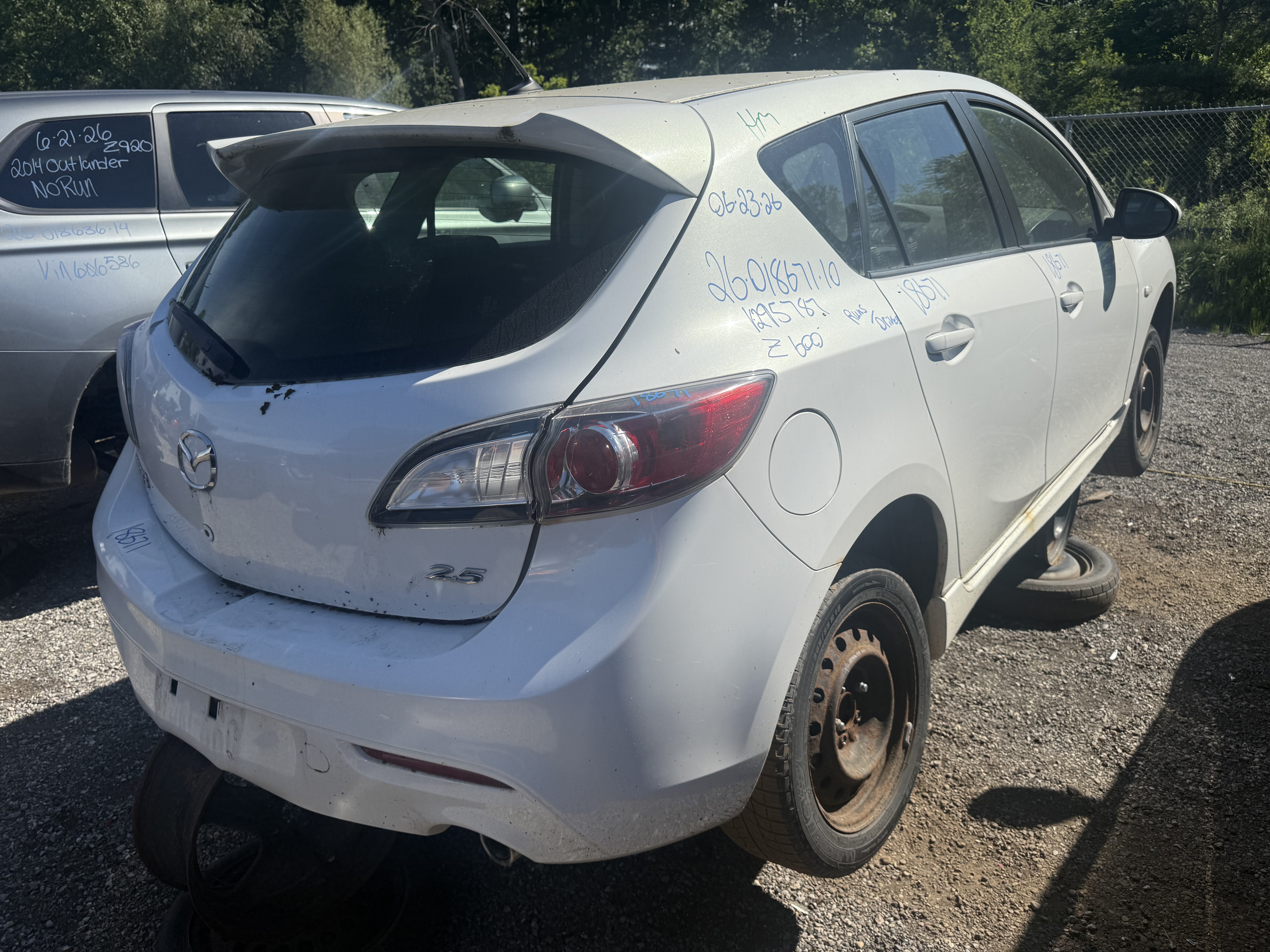 MAZDA MAZDA3 2010
