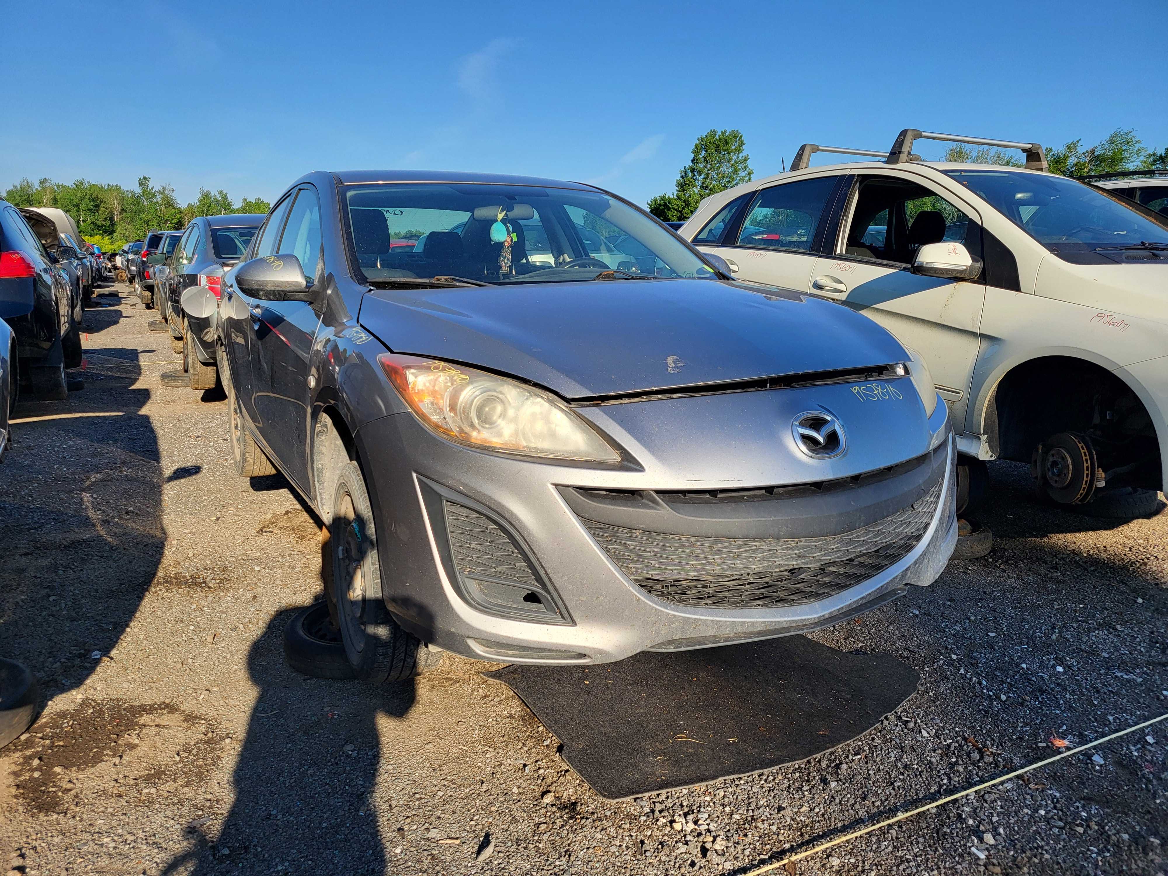 MAZDA MAZDA3 2010