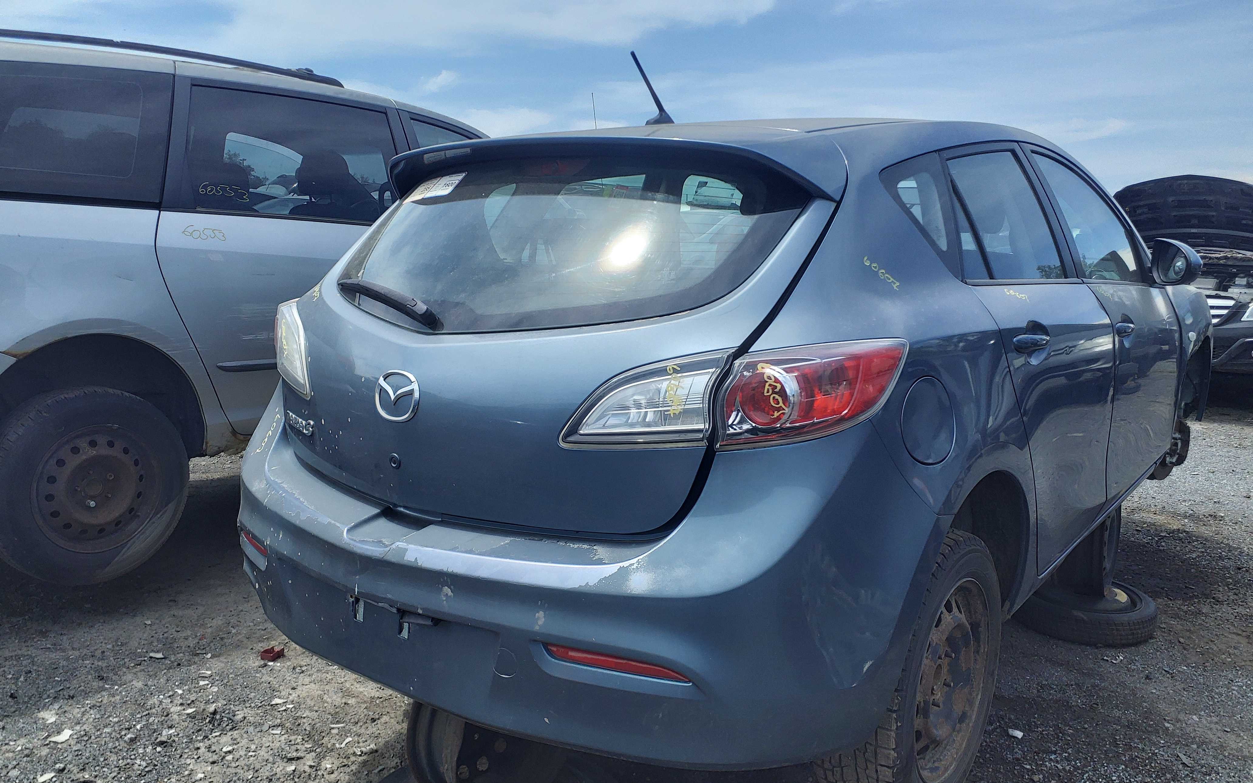 MAZDA MAZDA3 2010