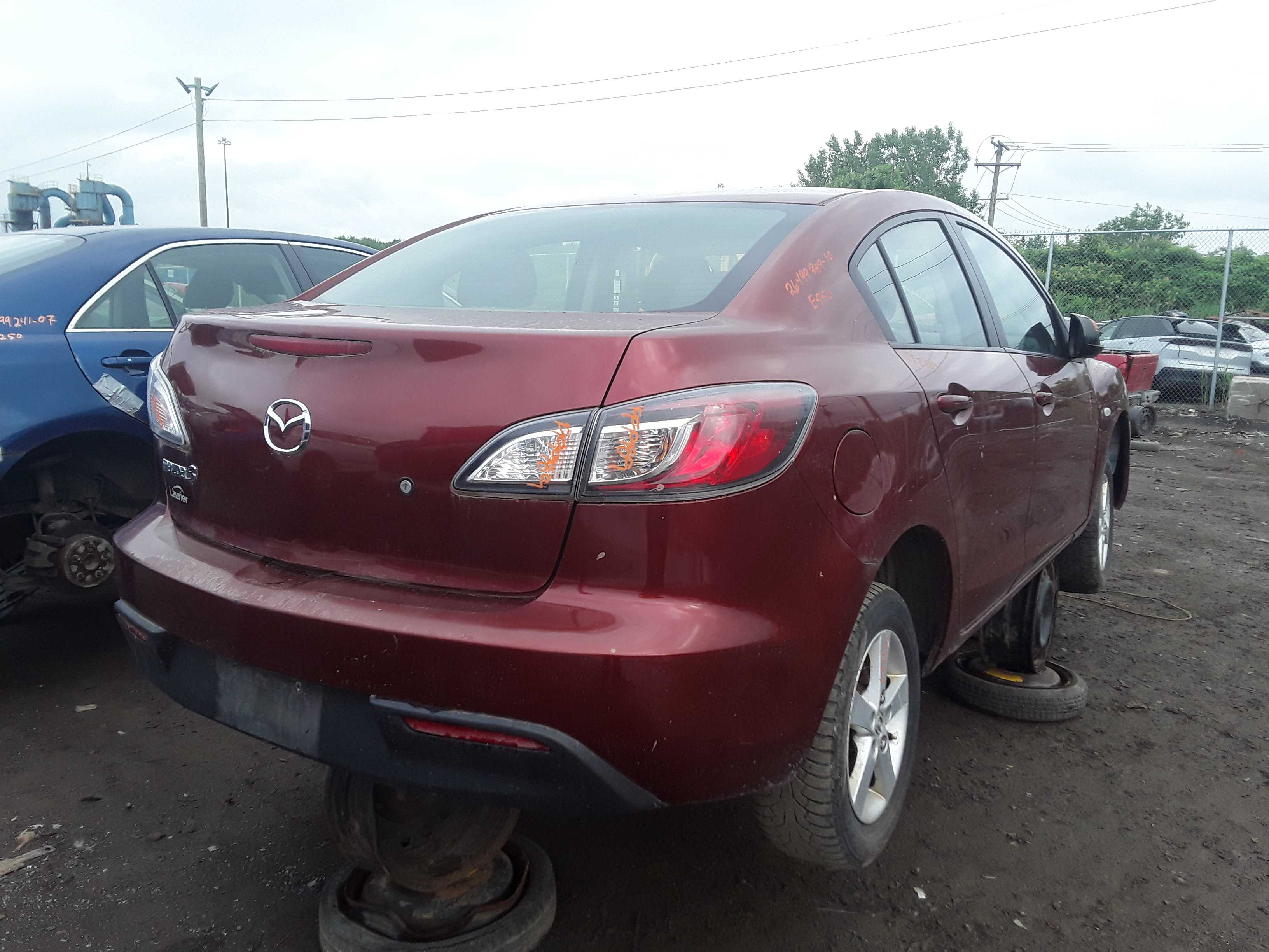 MAZDA MAZDA3 2010