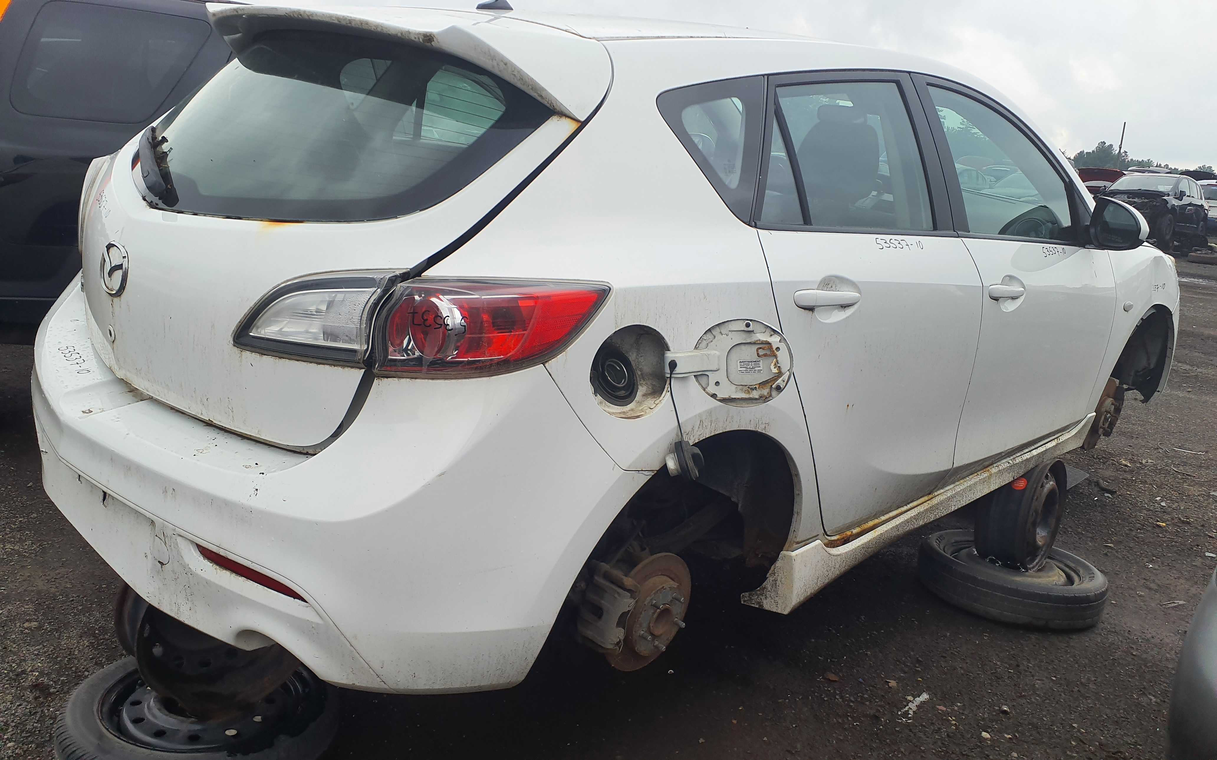 MAZDA MAZDA3 2010