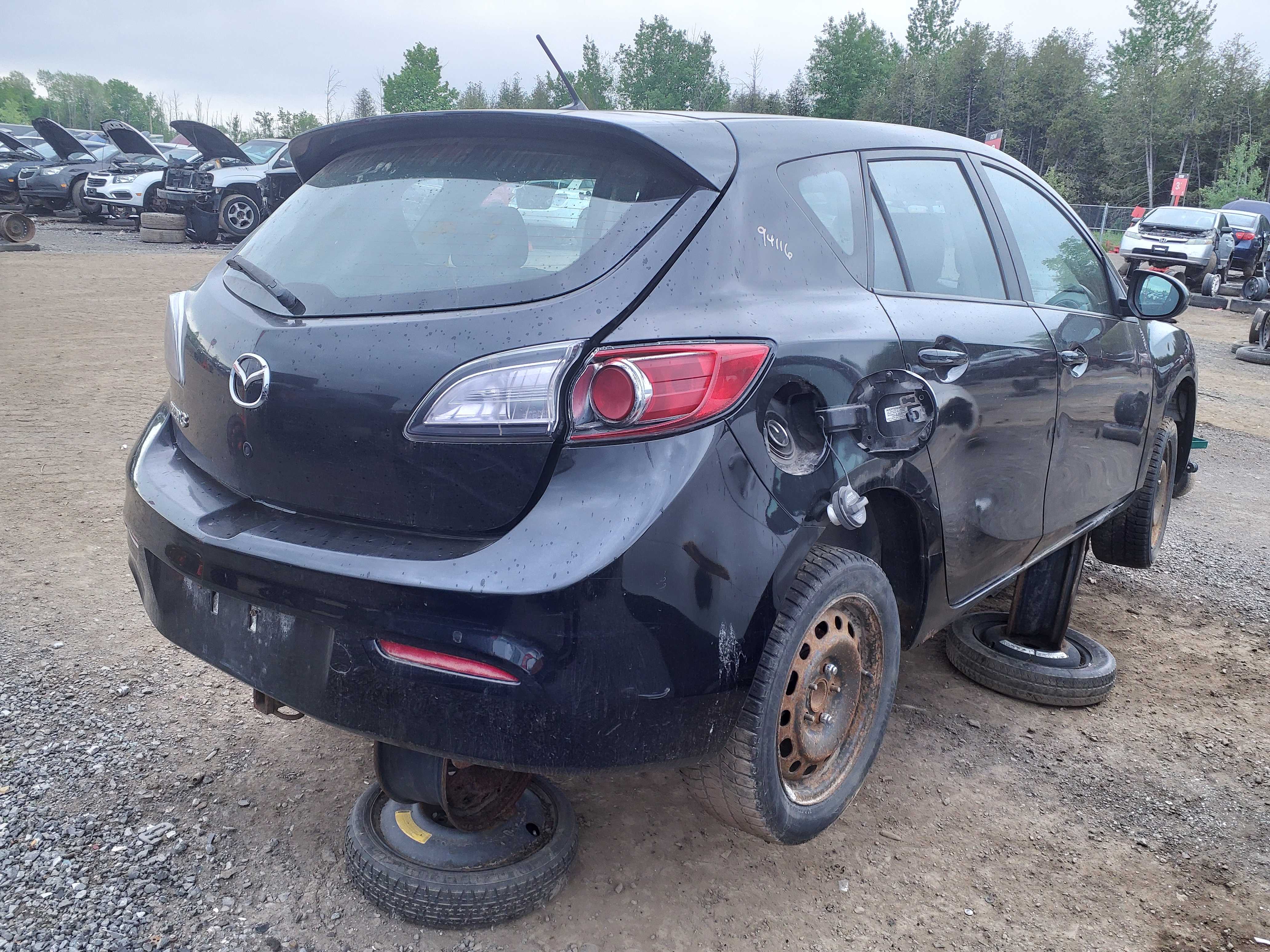 MAZDA MAZDA3 2011