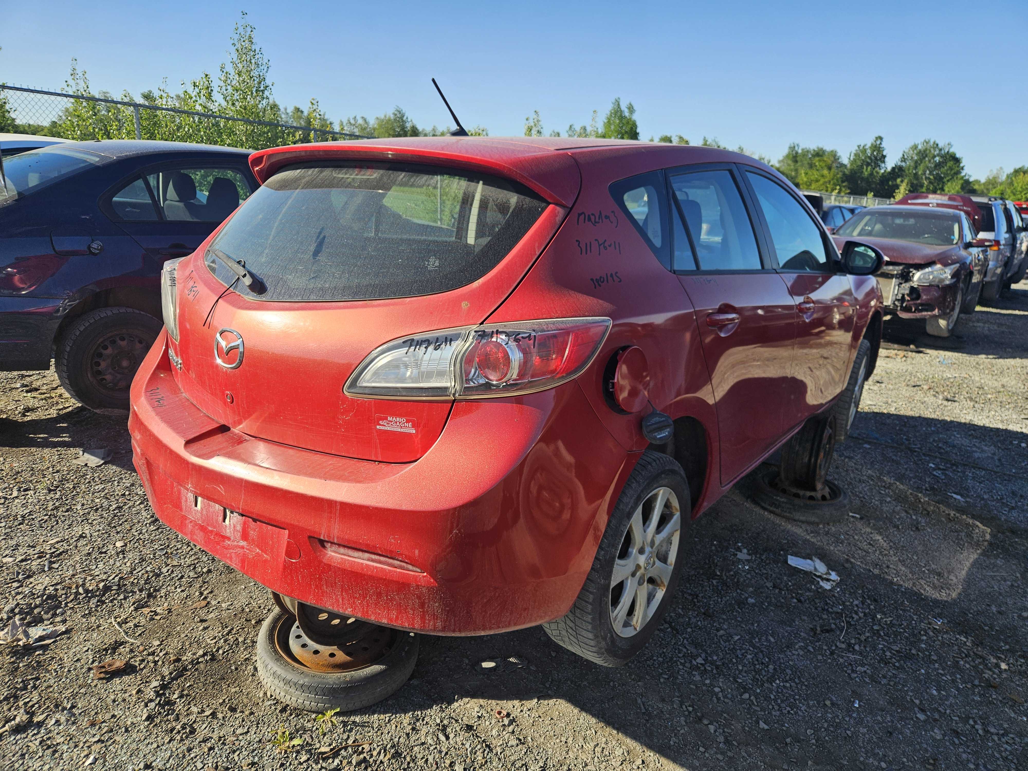 MAZDA MAZDA3 2011