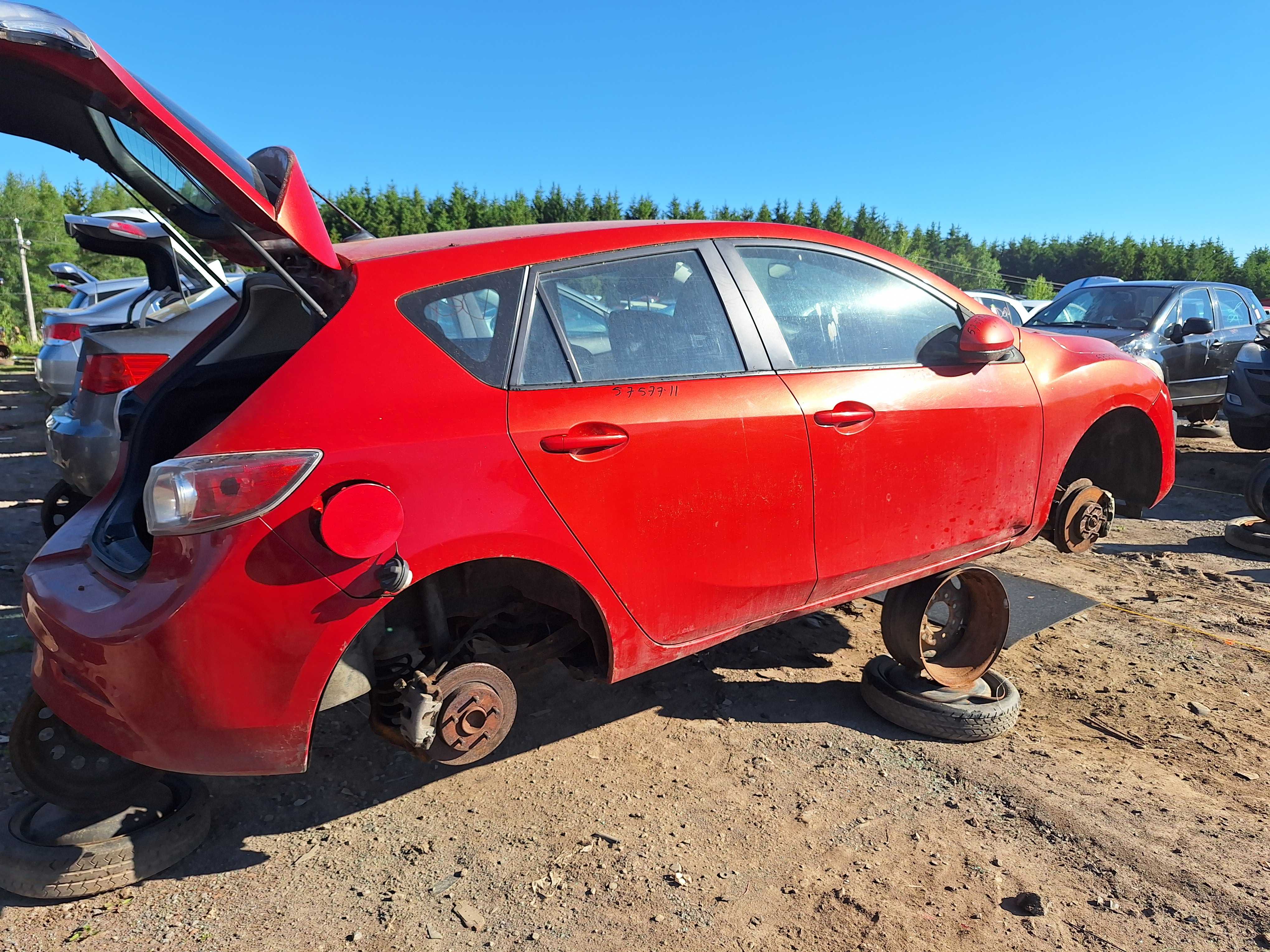 MAZDA MAZDA3 2011