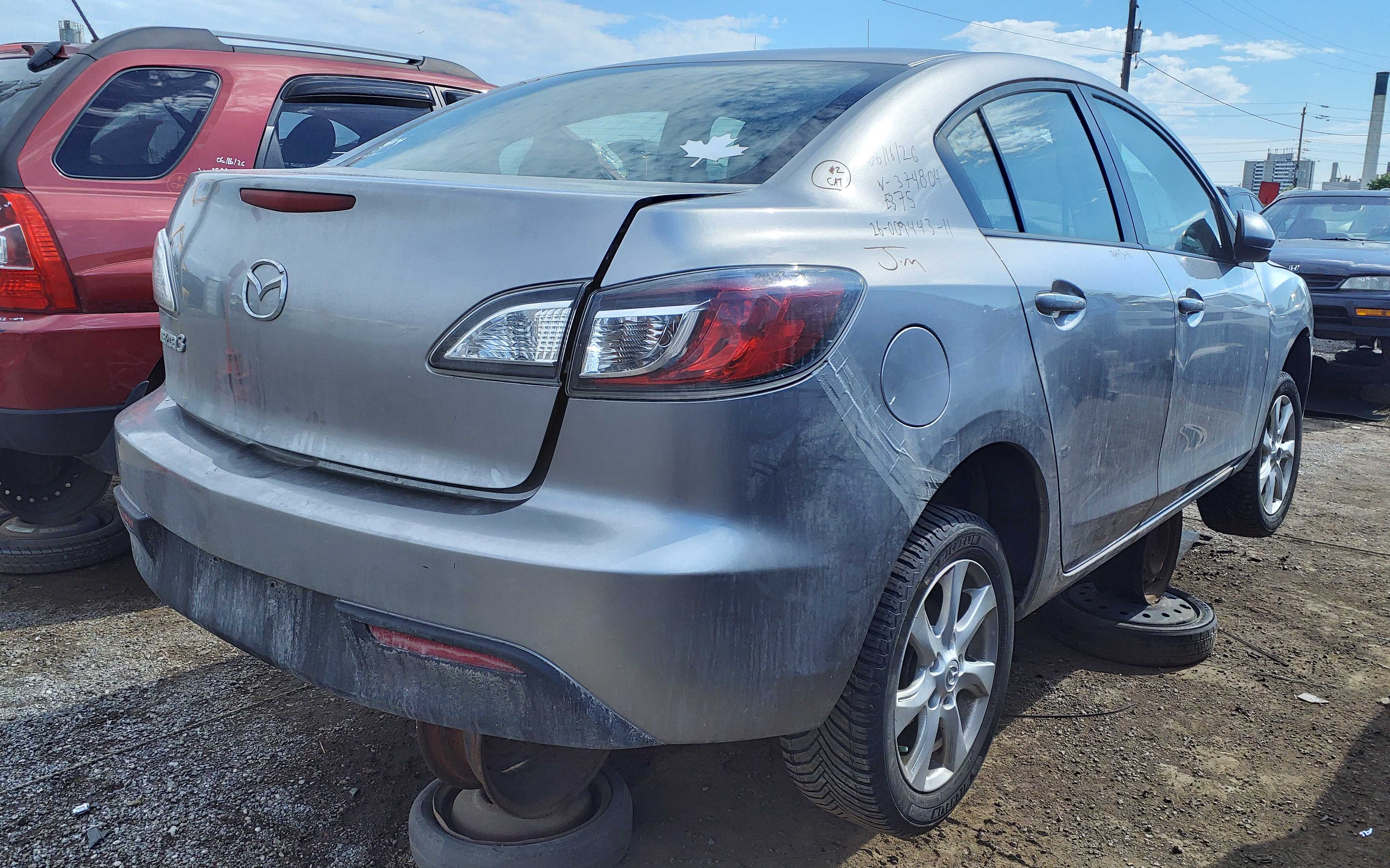 MAZDA MAZDA3 2011