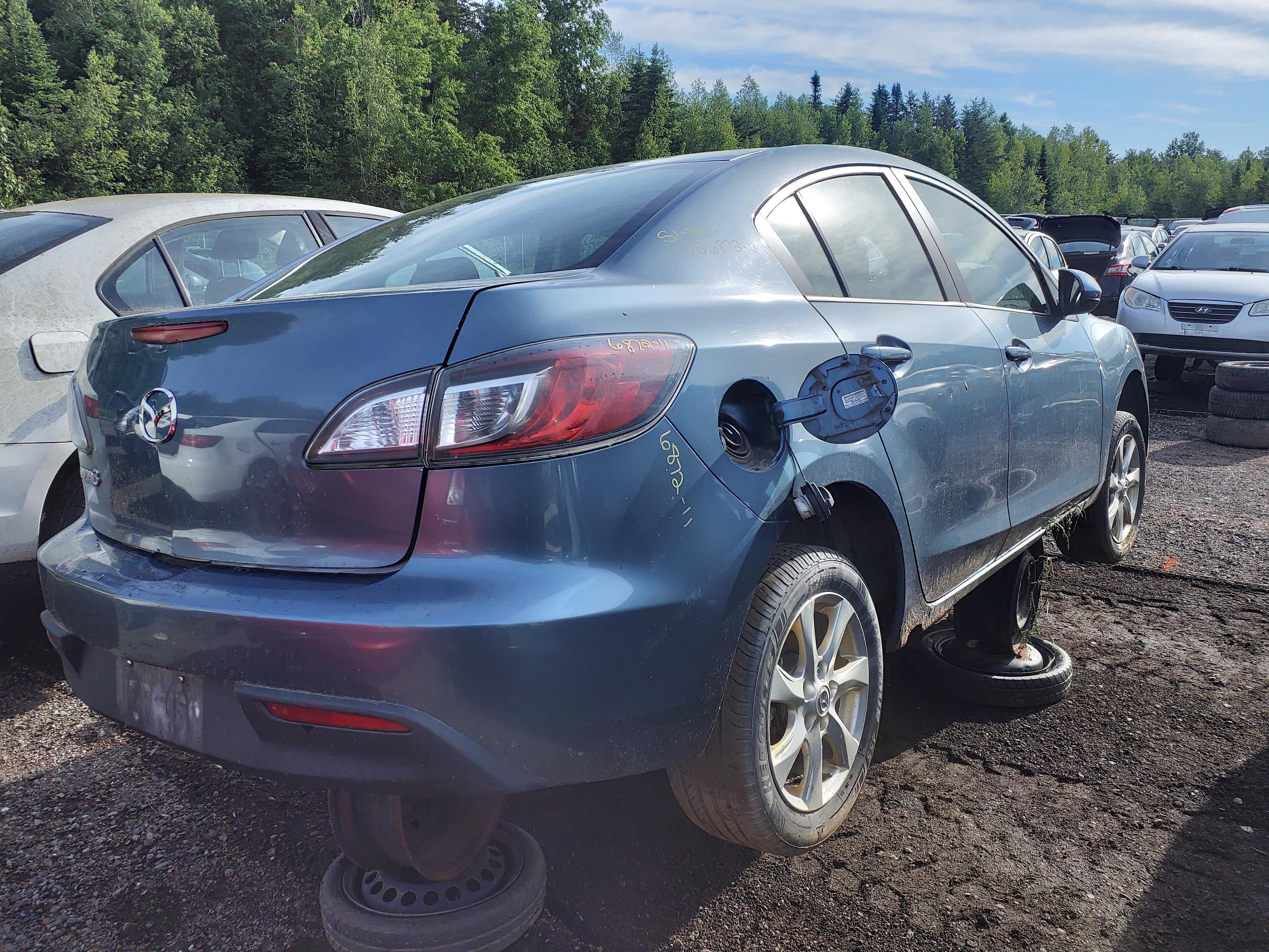 MAZDA MAZDA3 2011