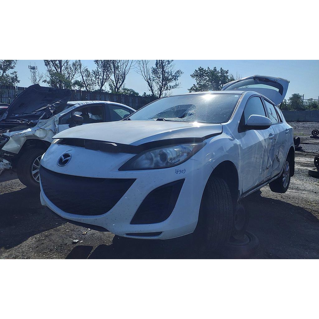 MAZDA MAZDA3 2011