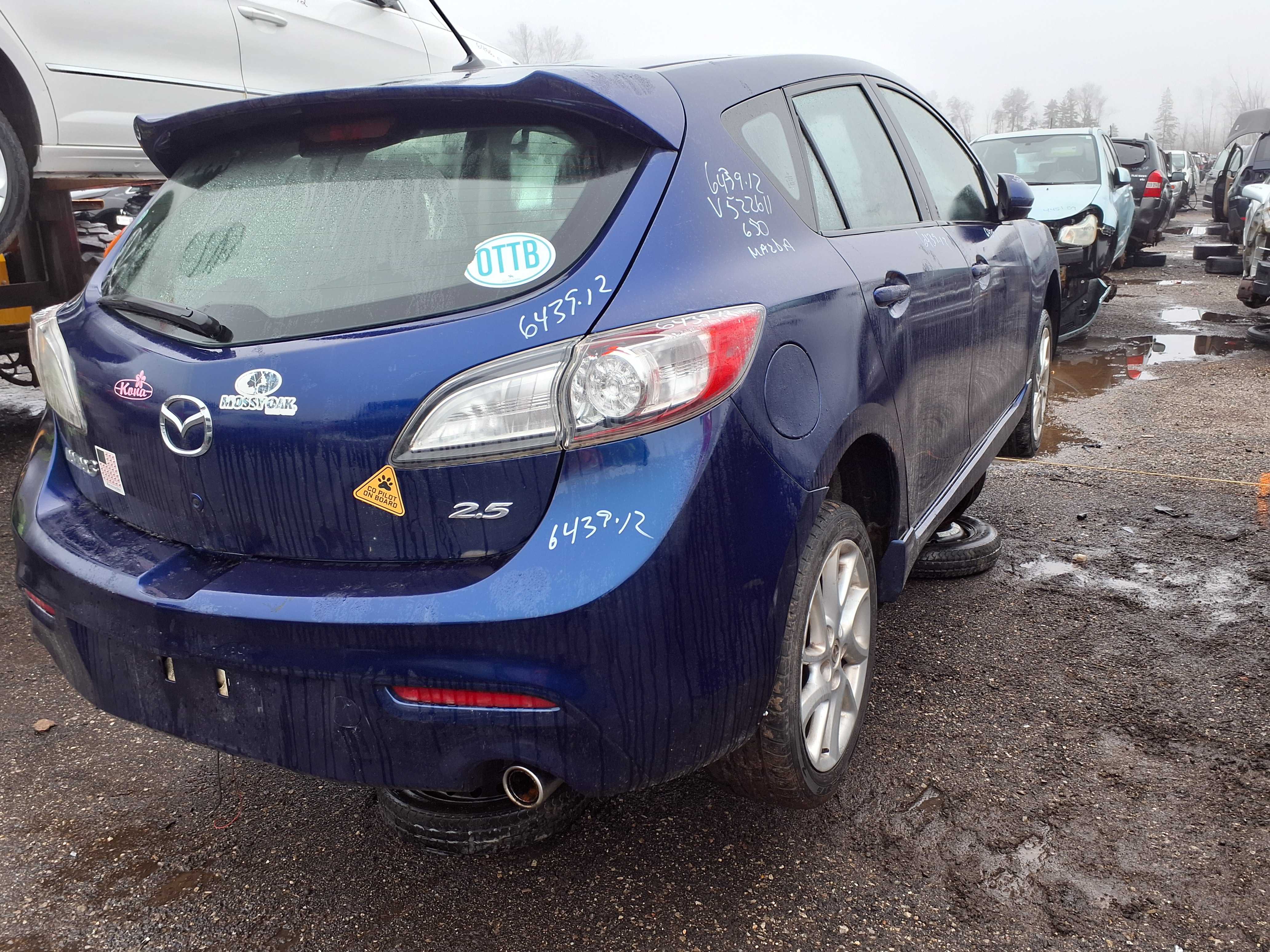 MAZDA MAZDA3 2012