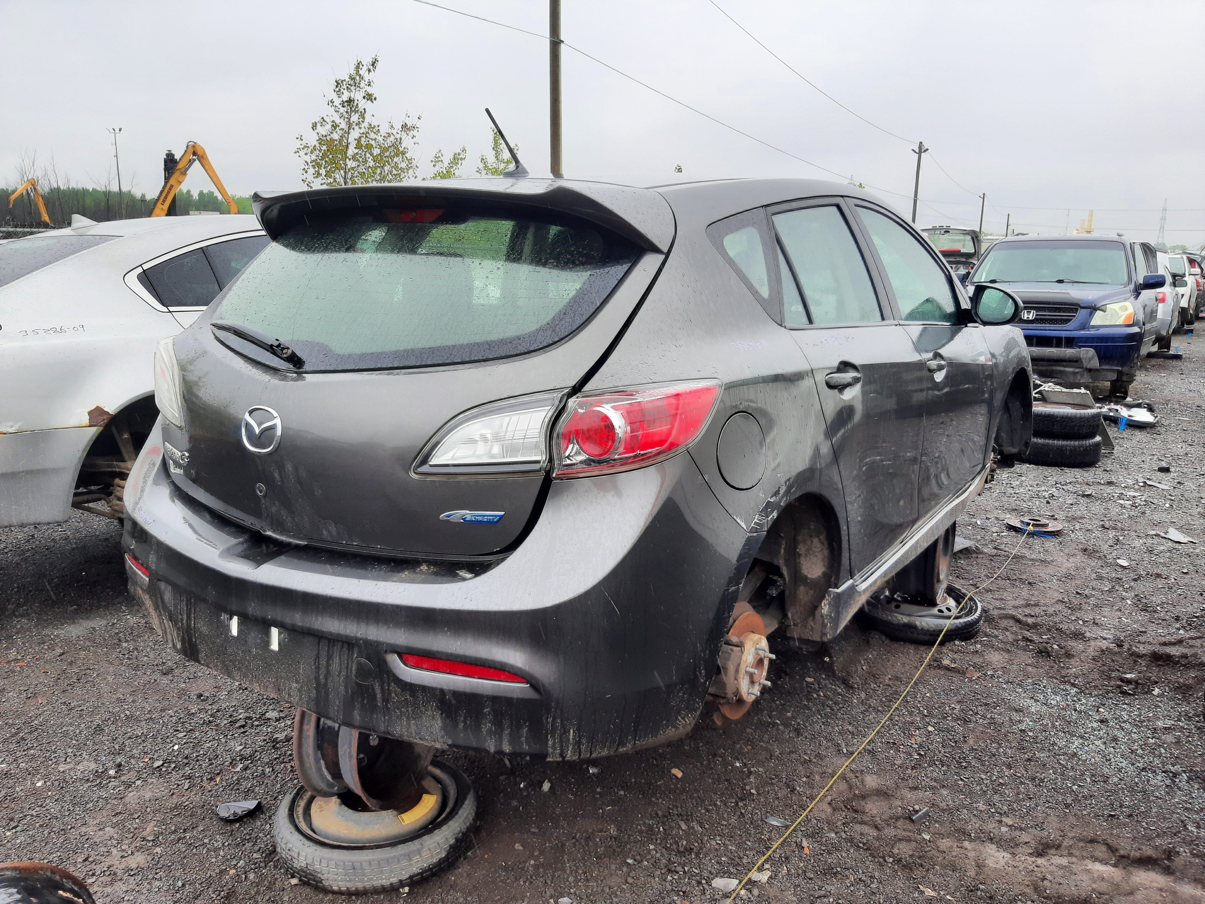 MAZDA MAZDA3 2012