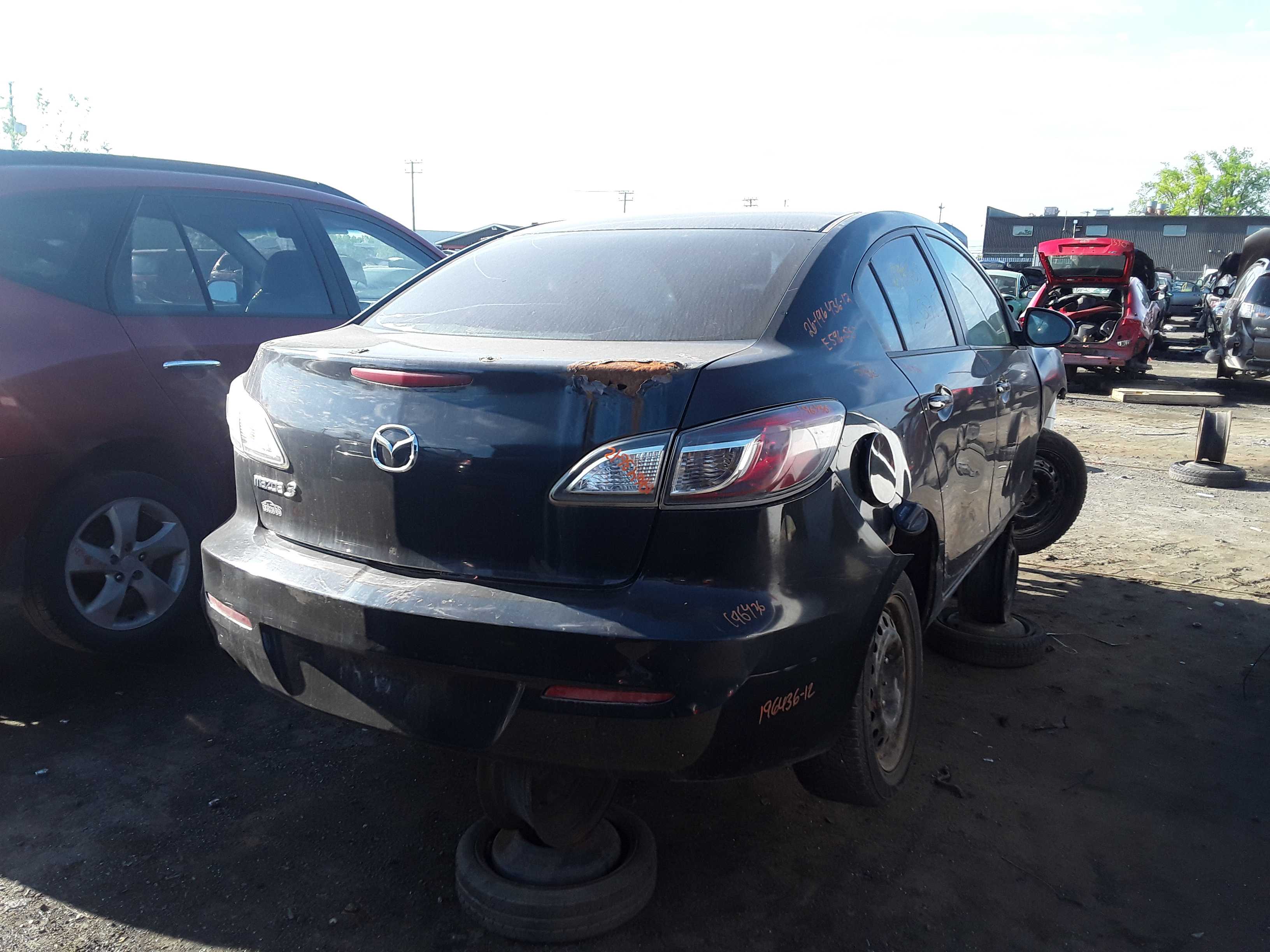 MAZDA MAZDA3 2012