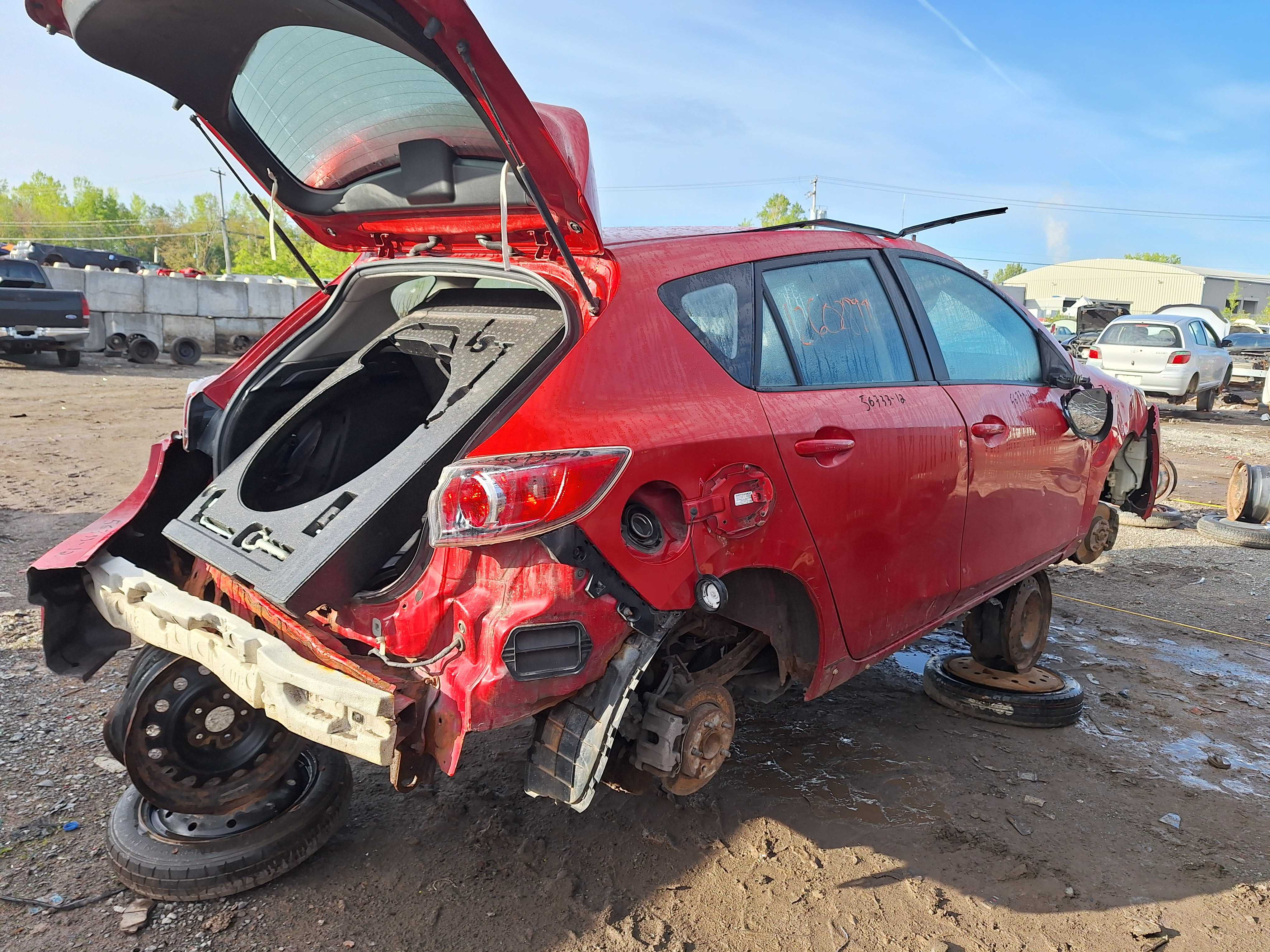 MAZDA MAZDA3 2012