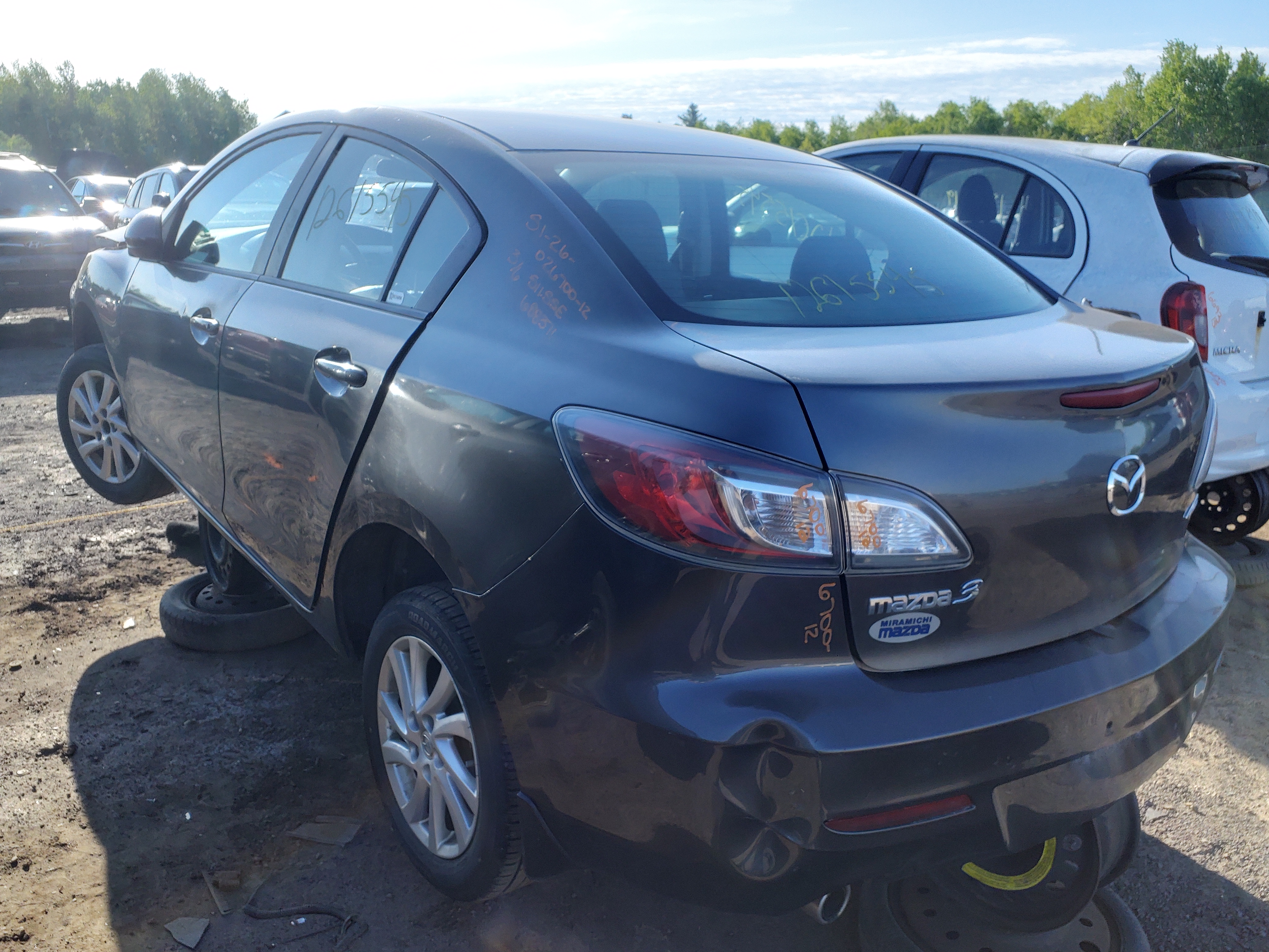 MAZDA MAZDA3 2012
