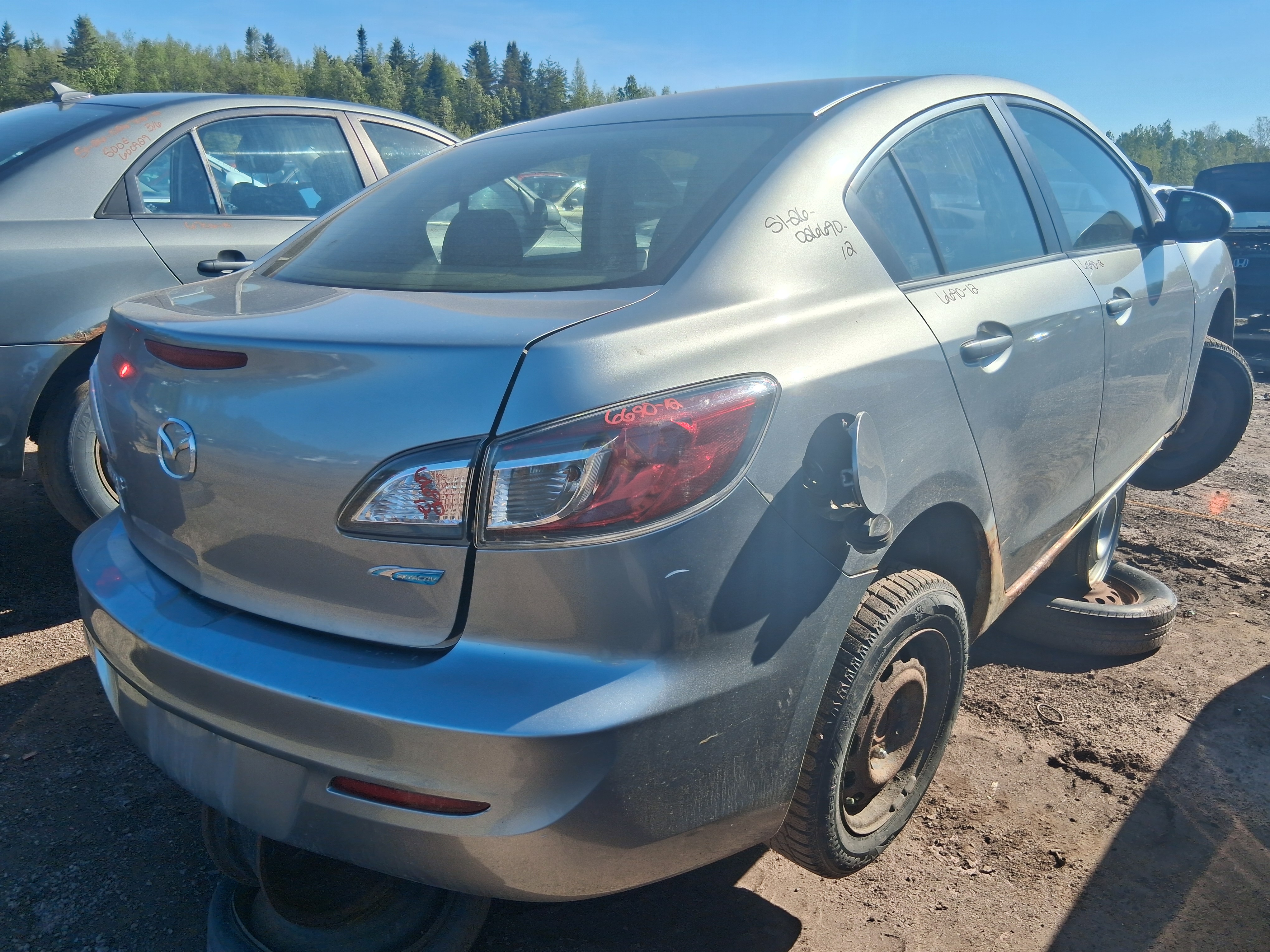 MAZDA MAZDA3 2012