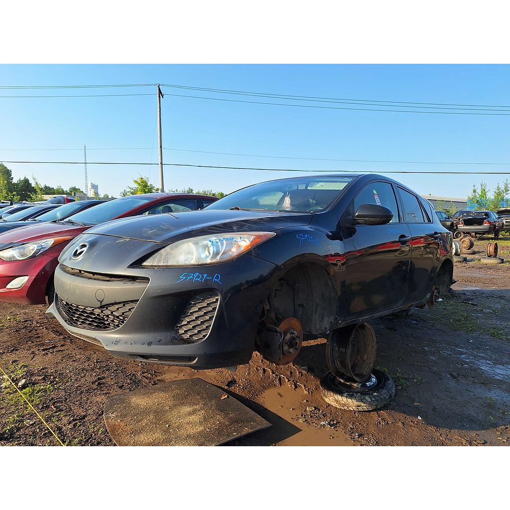 MAZDA MAZDA3 2012