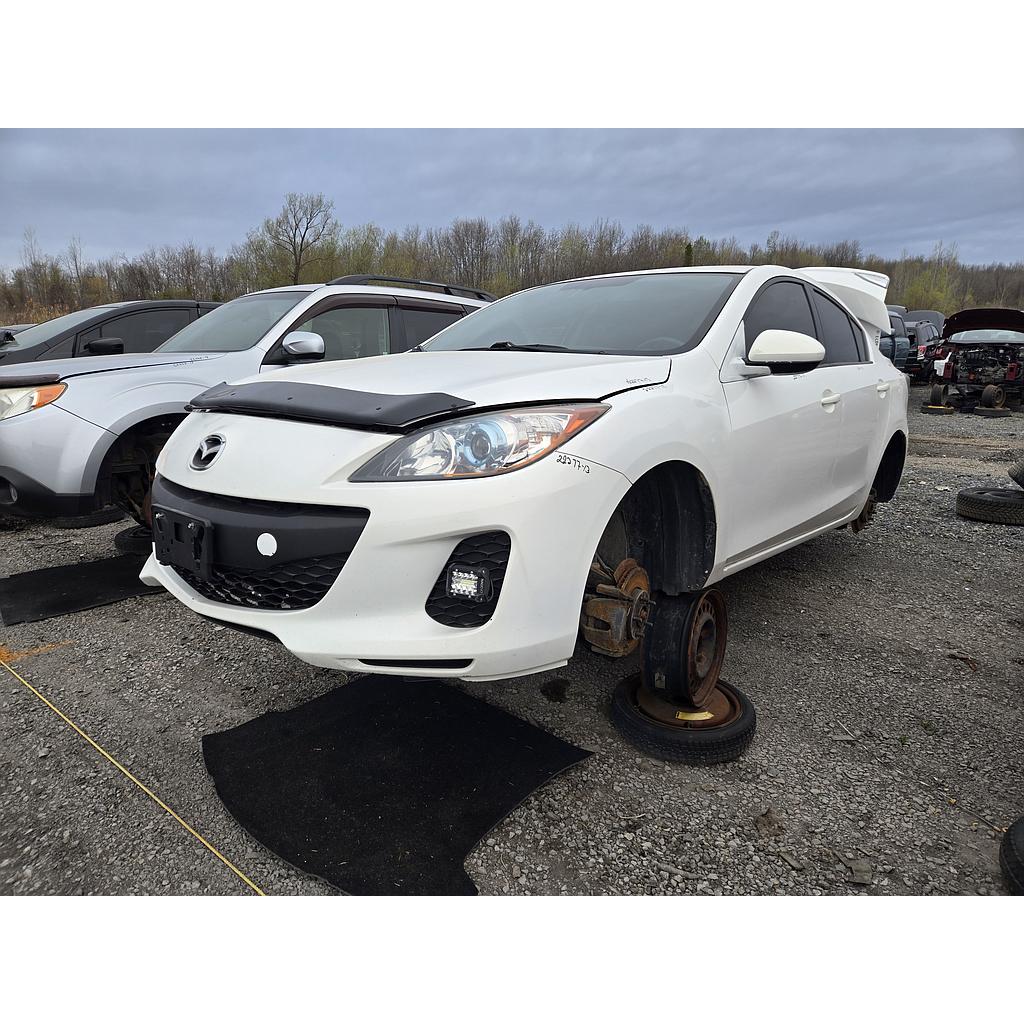 MAZDA MAZDA3 2013