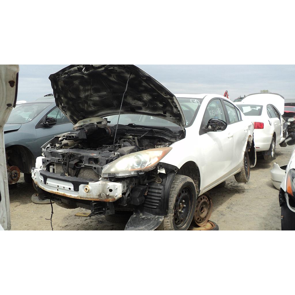 MAZDA MAZDA3 2013