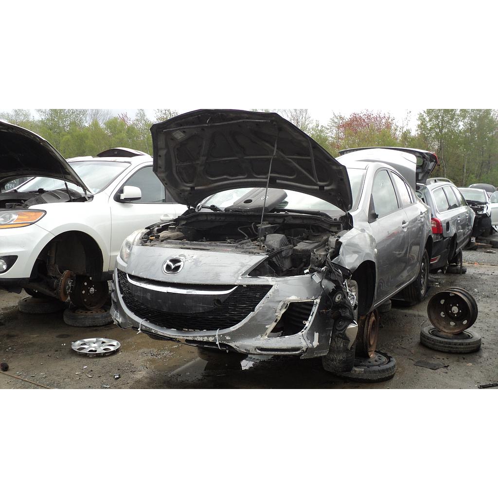 MAZDA MAZDA3 2013