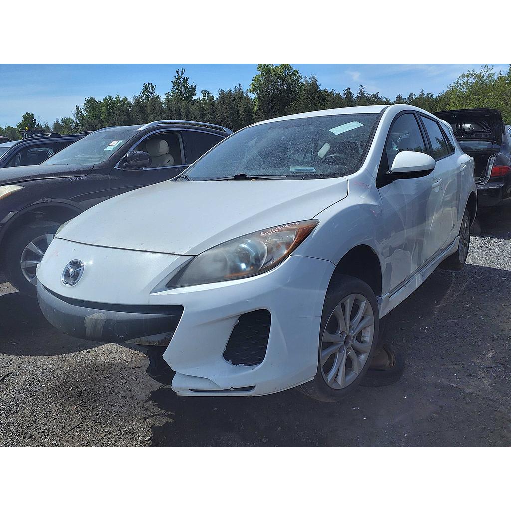 MAZDA MAZDA3 2013