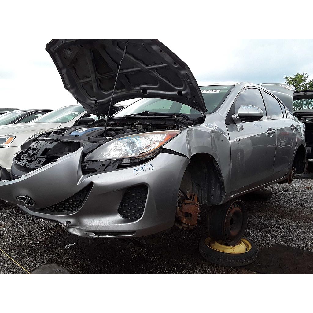 MAZDA MAZDA3 2013