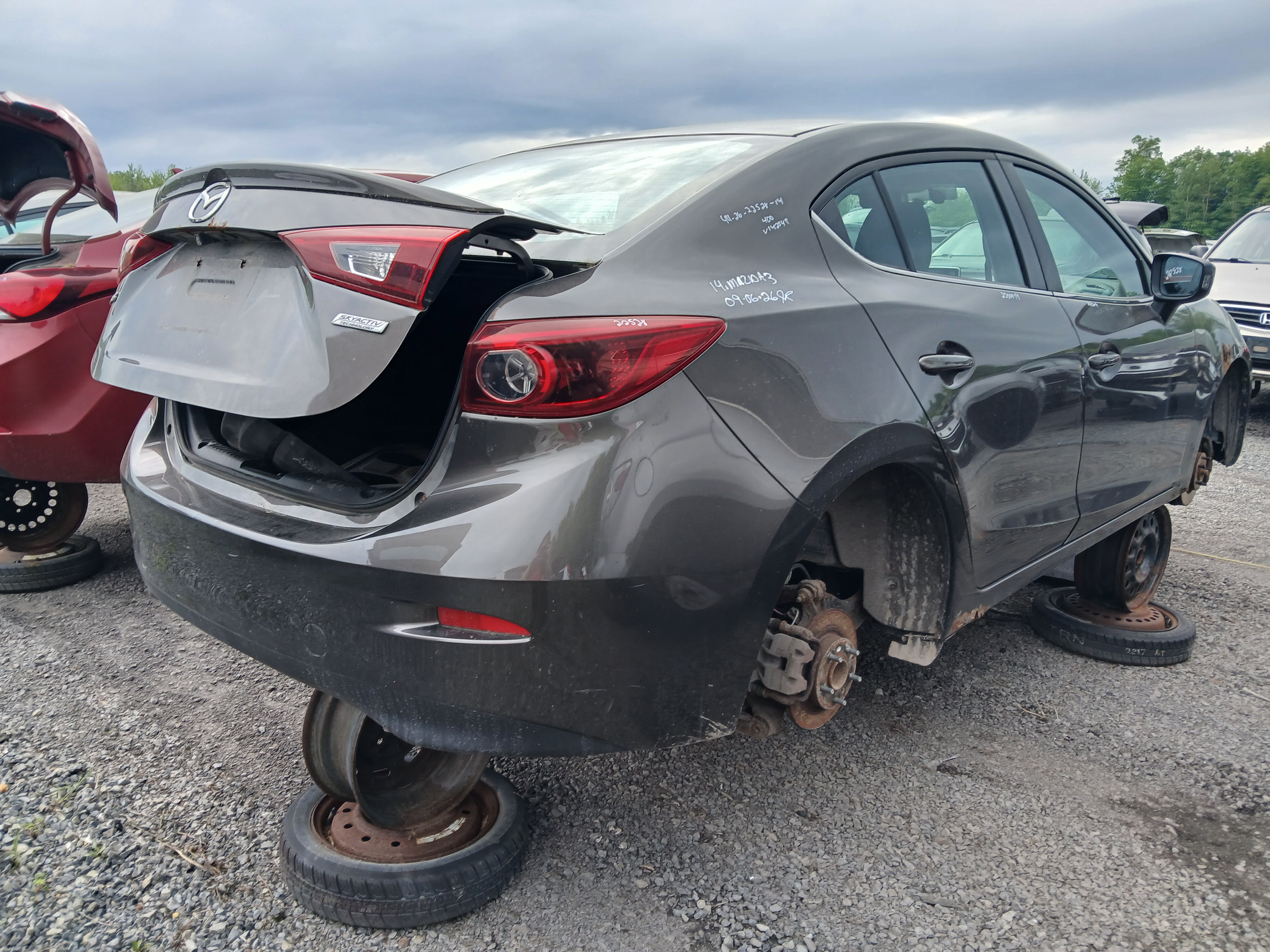 MAZDA MAZDA3 2014