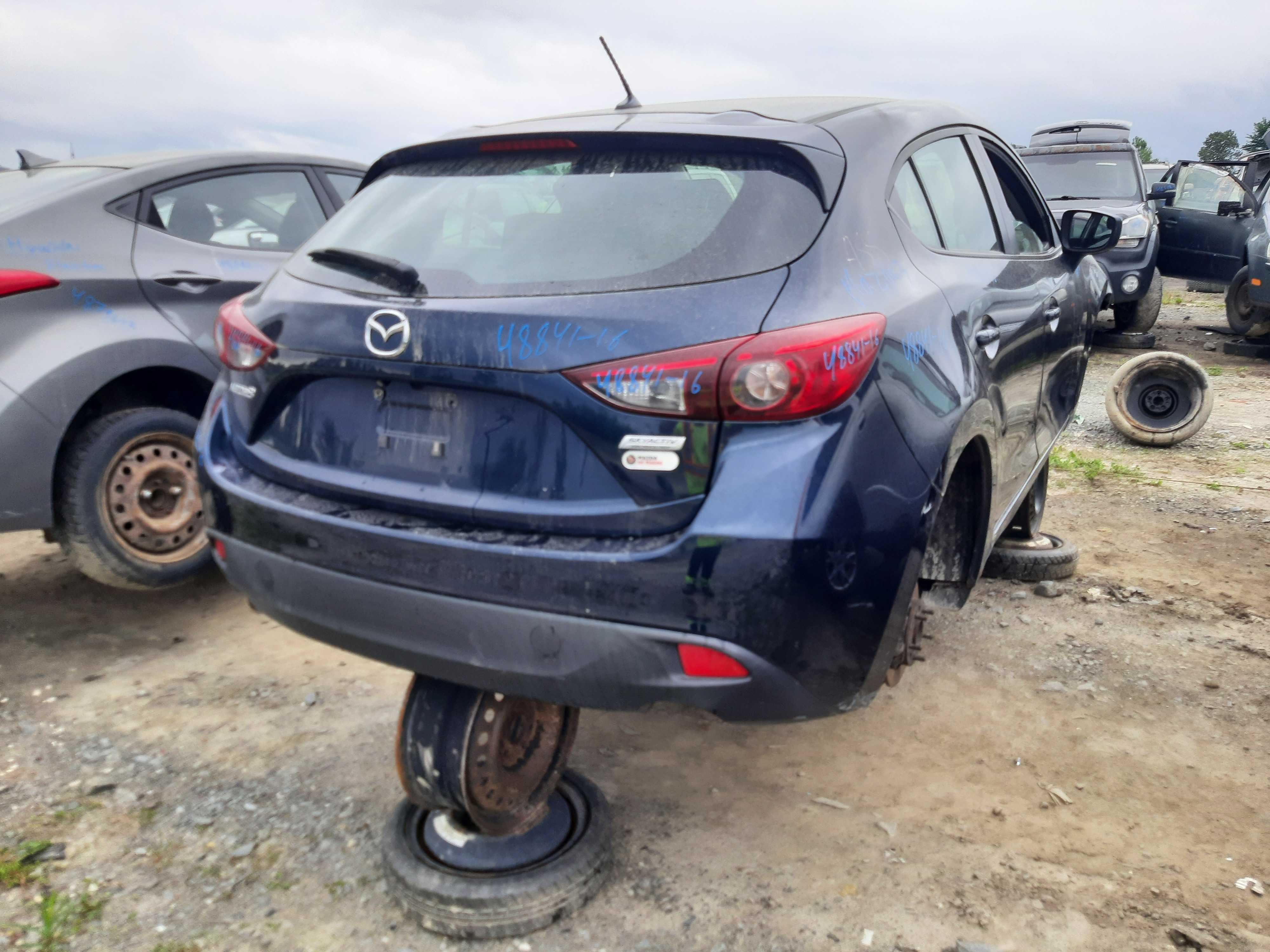 MAZDA MAZDA3 2016
