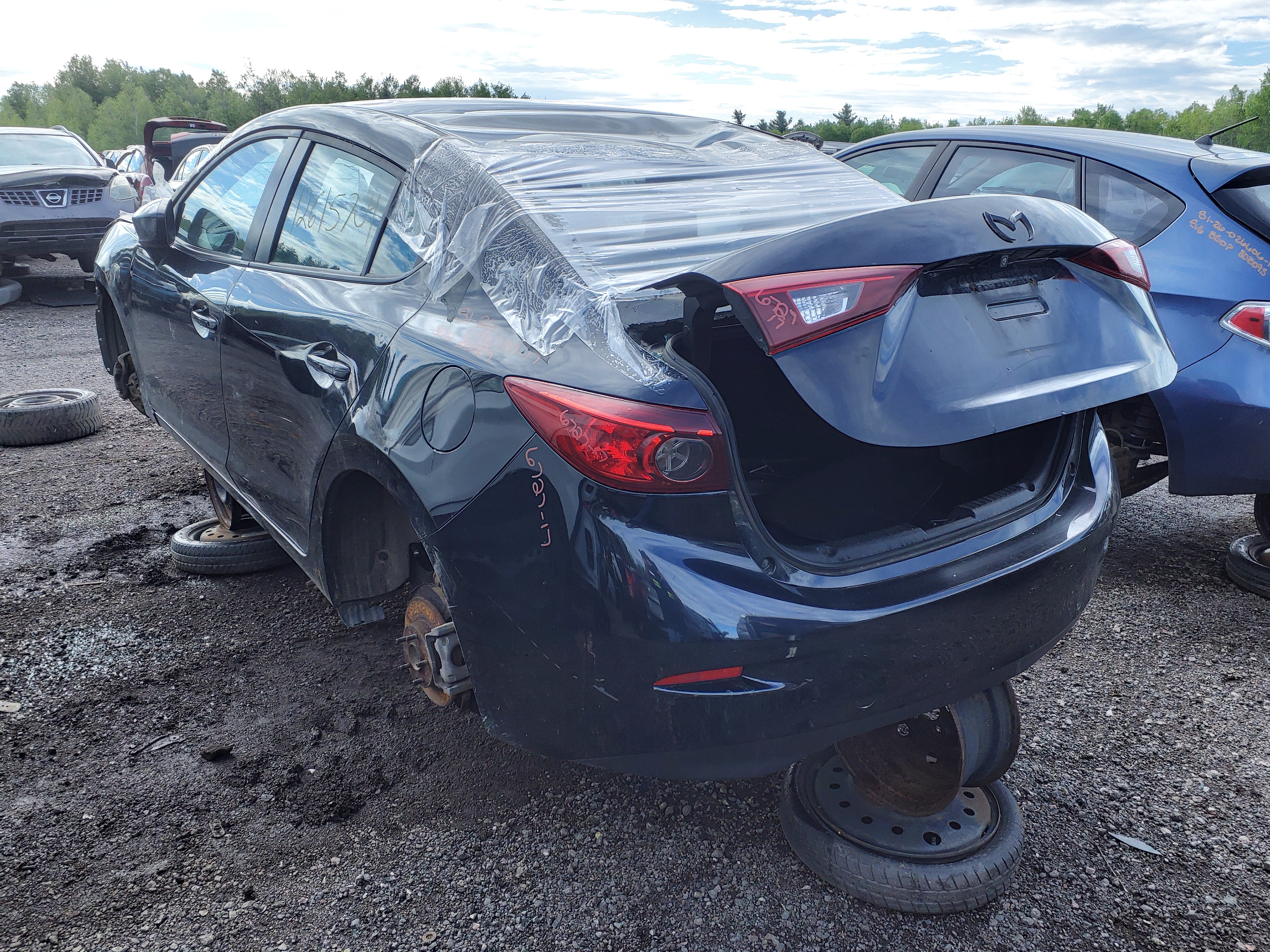 MAZDA MAZDA3 2017