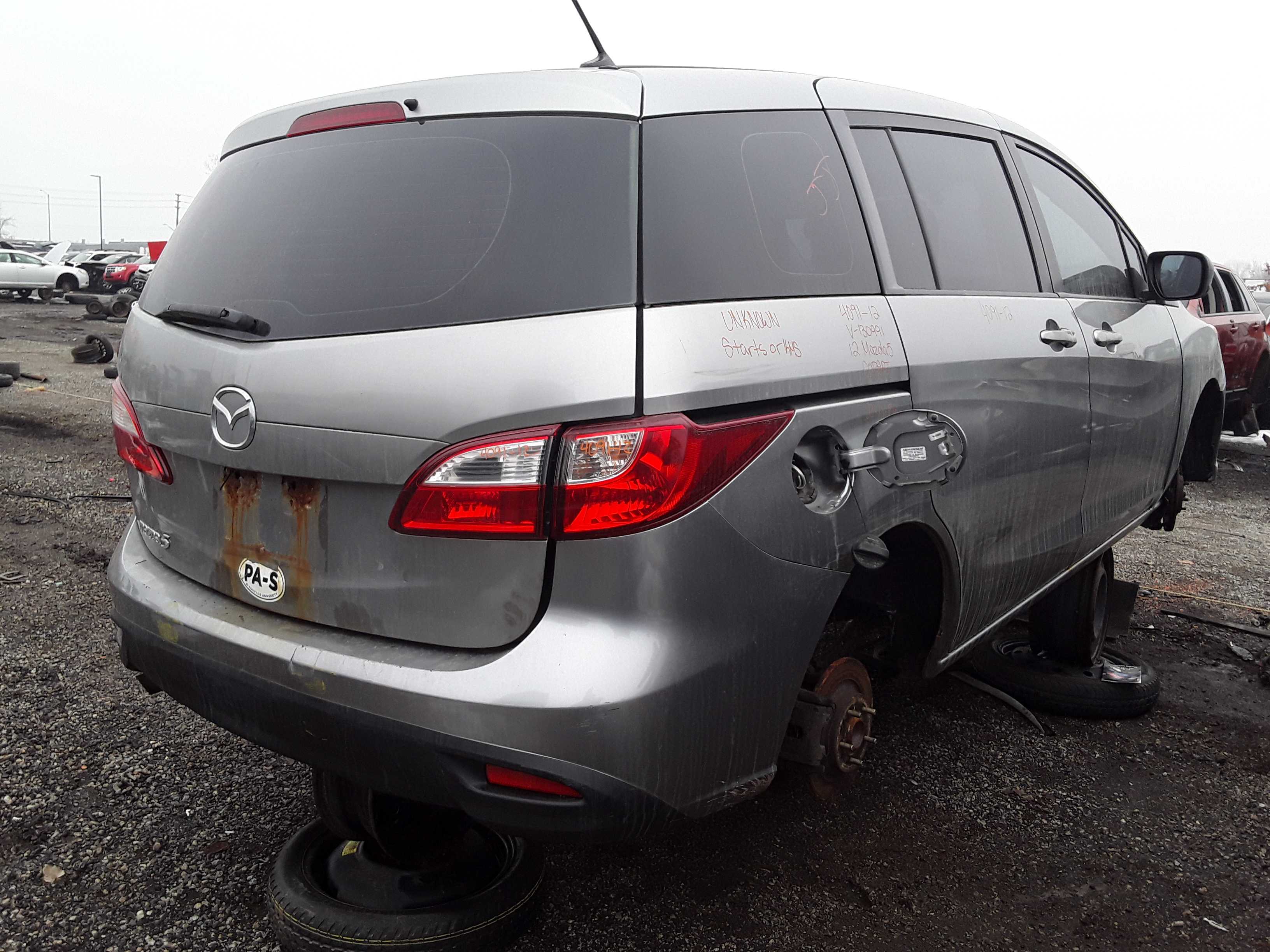 MAZDA MAZDA5 2012