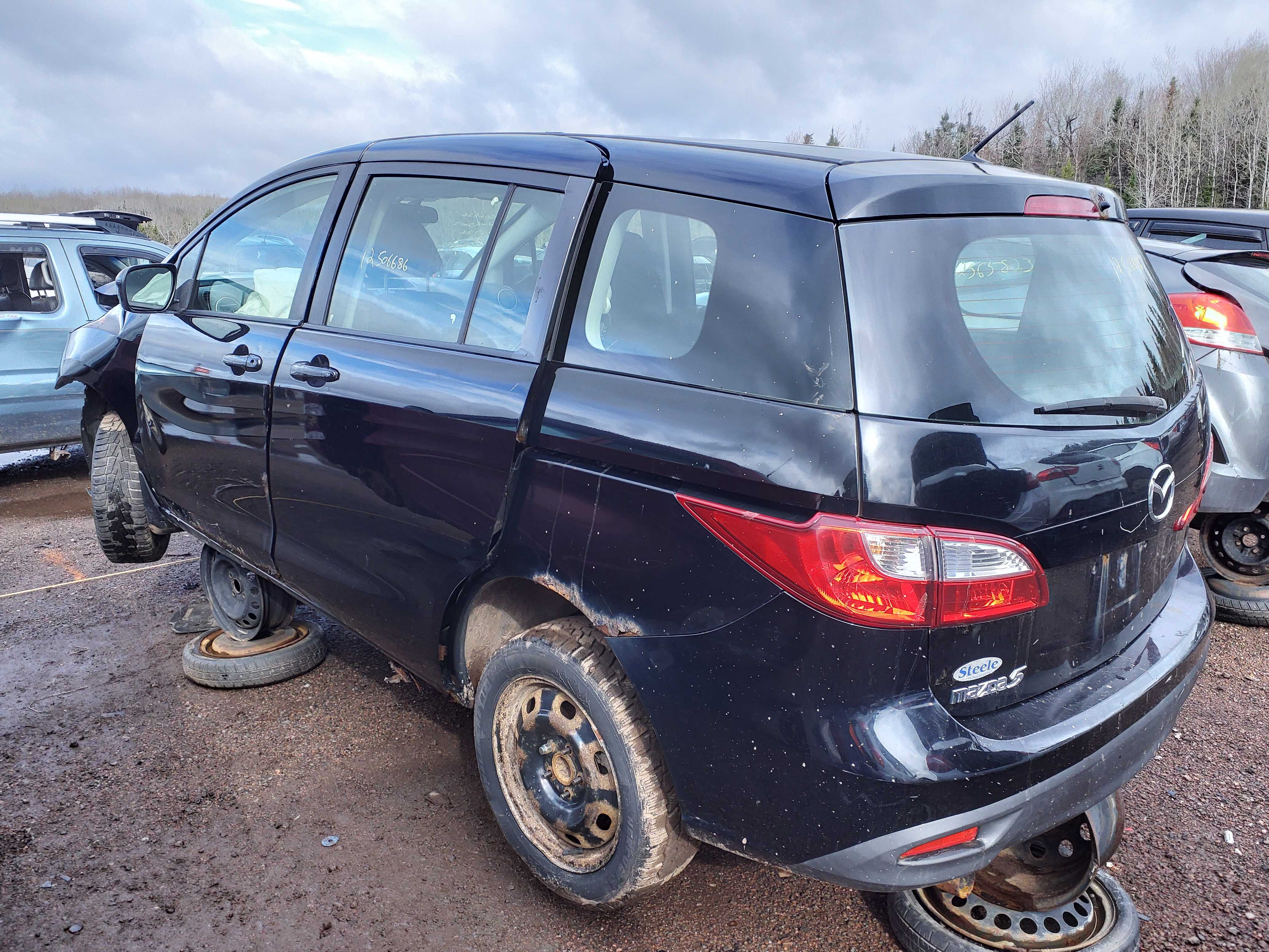 MAZDA MAZDA5 2012