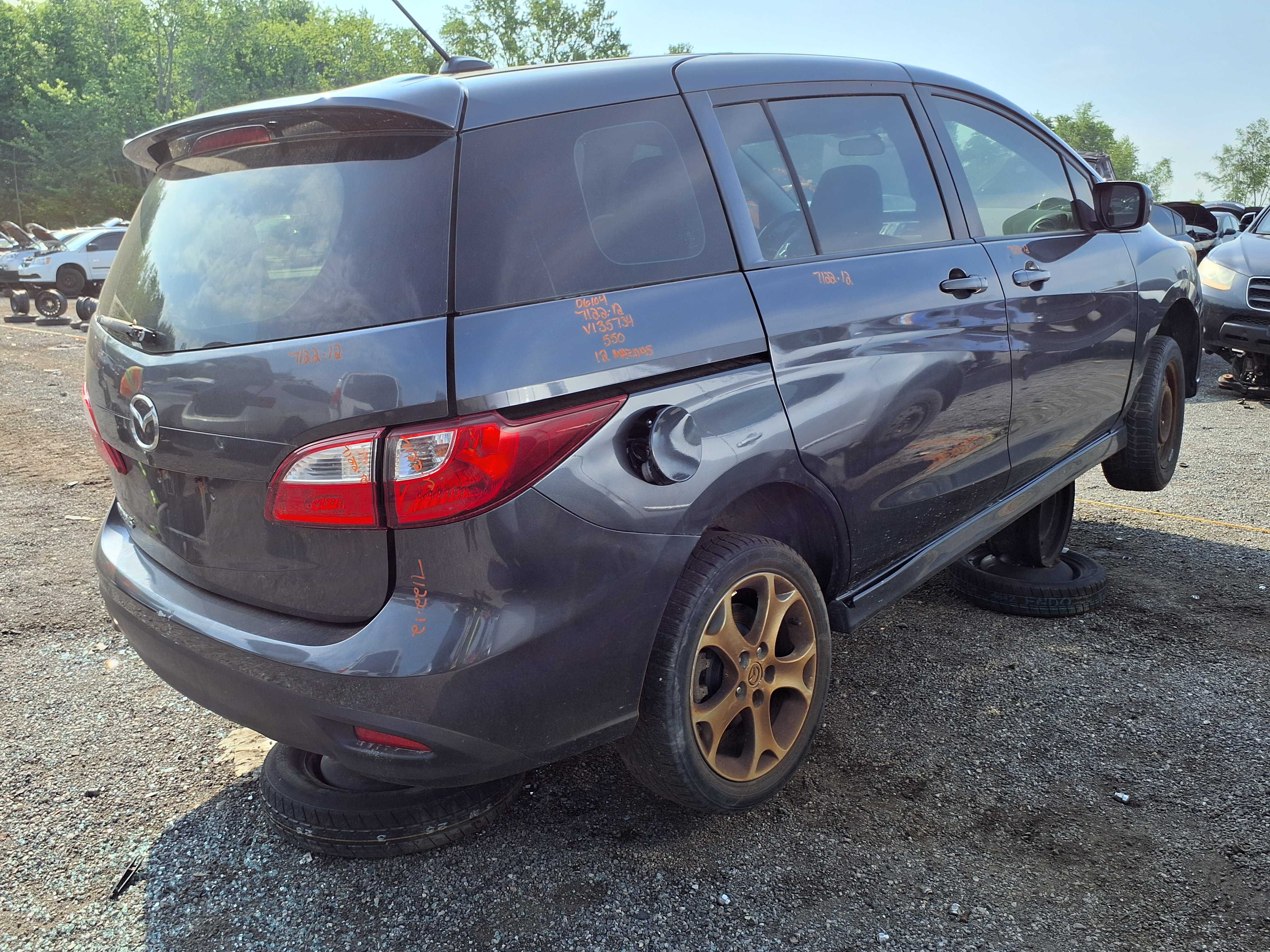 MAZDA MAZDA5 2012