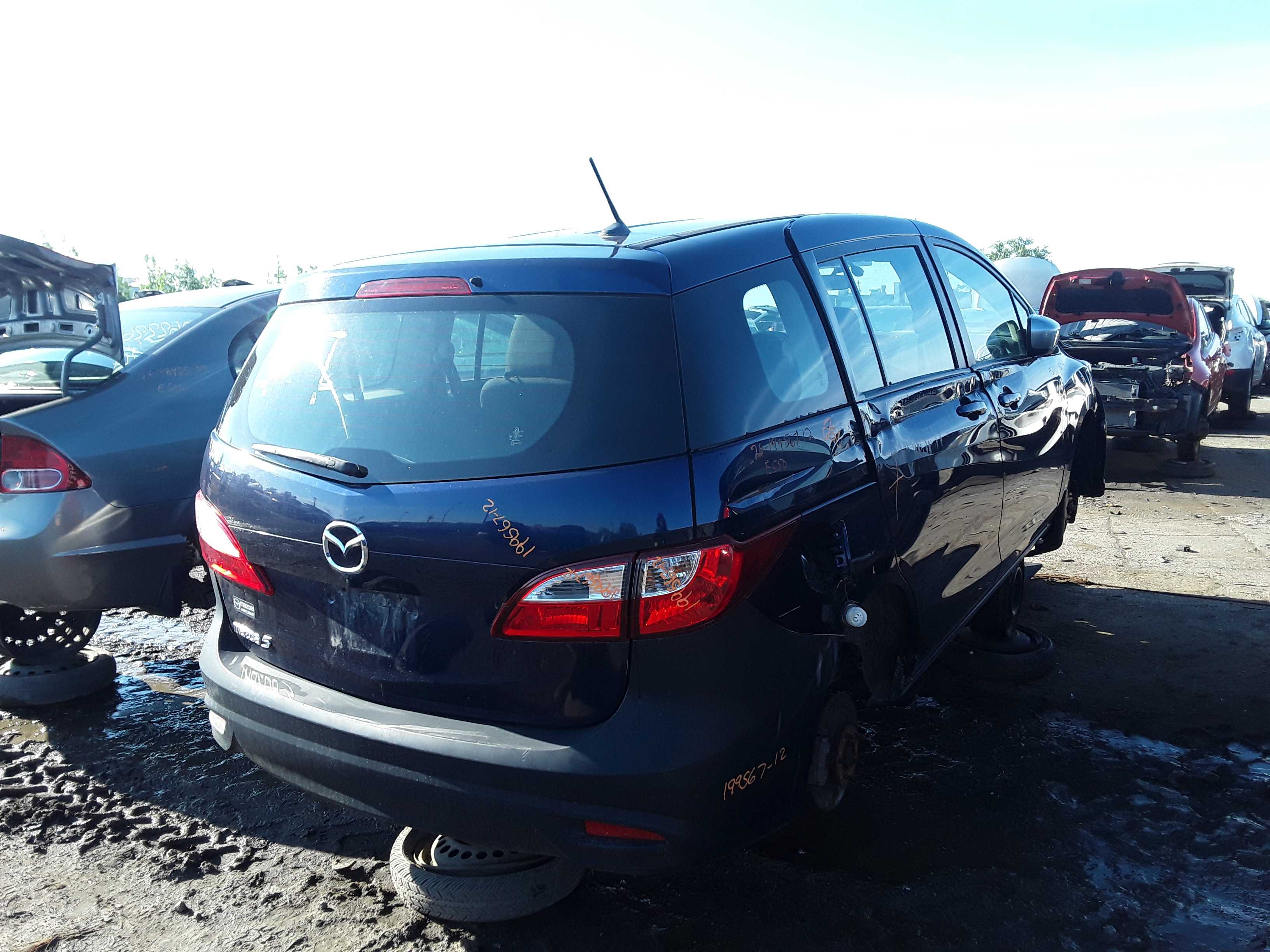 MAZDA MAZDA5 2012
