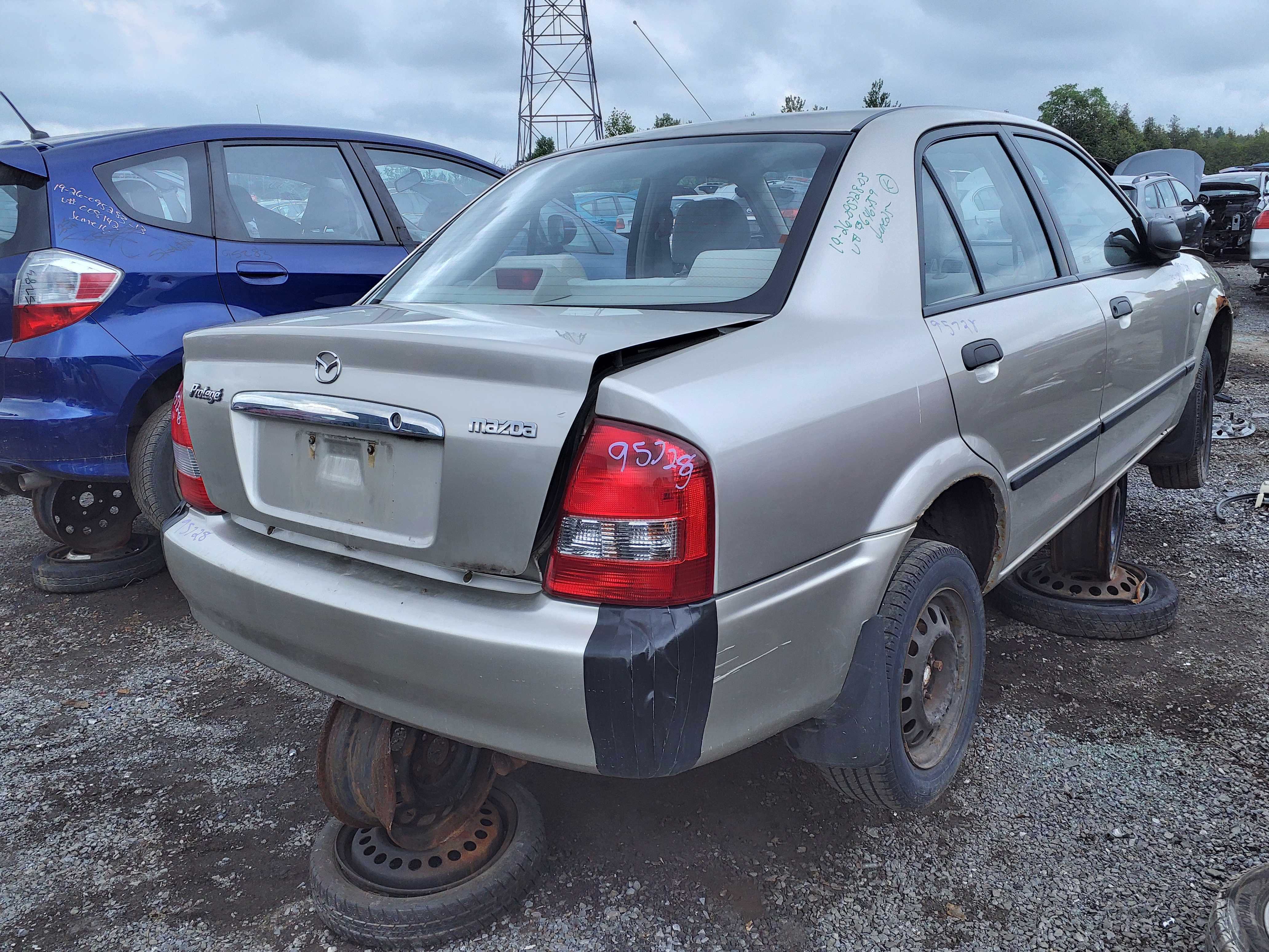 MAZDA PROTEGE 2003