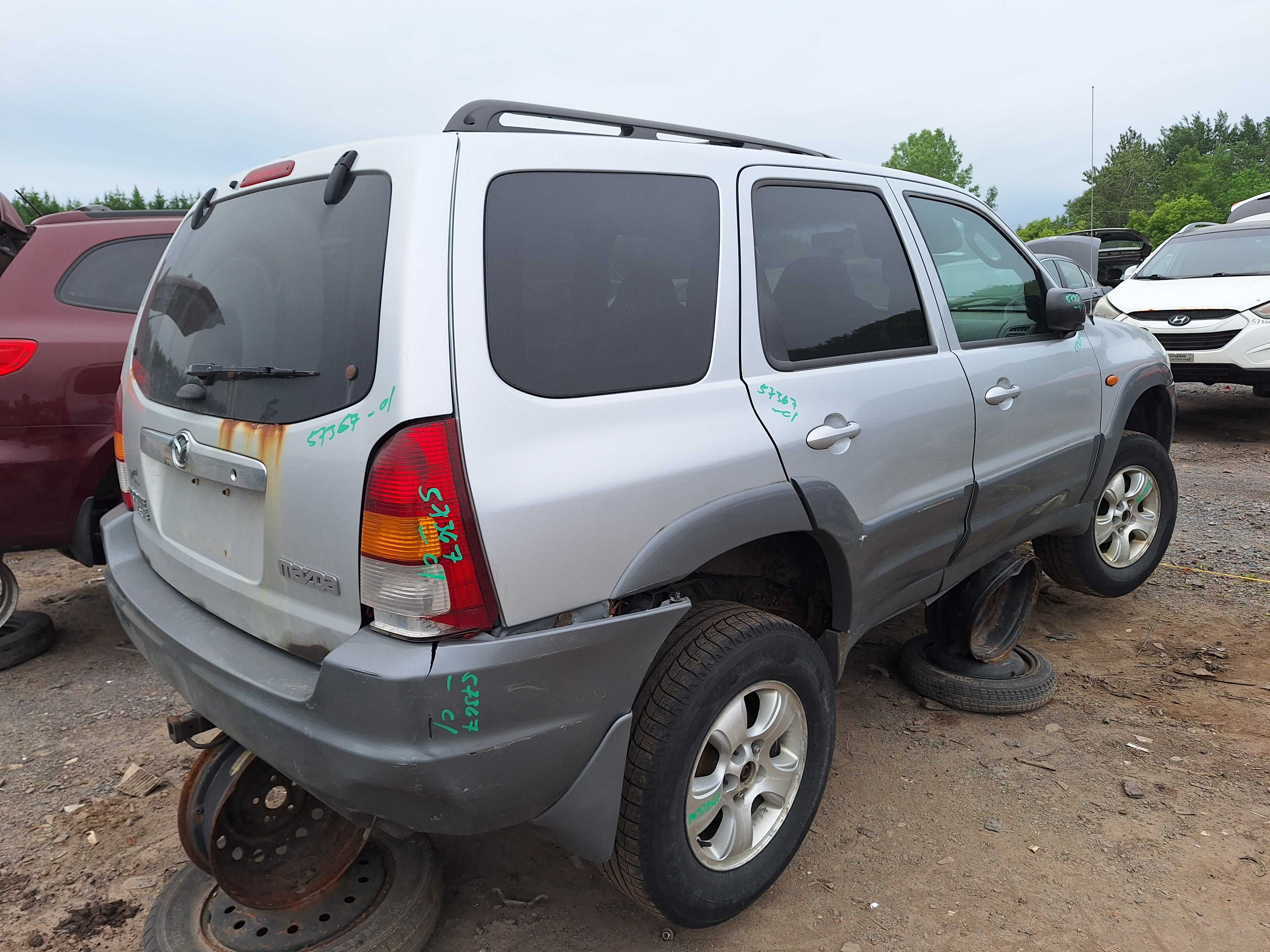MAZDA TRIBUTE 2001