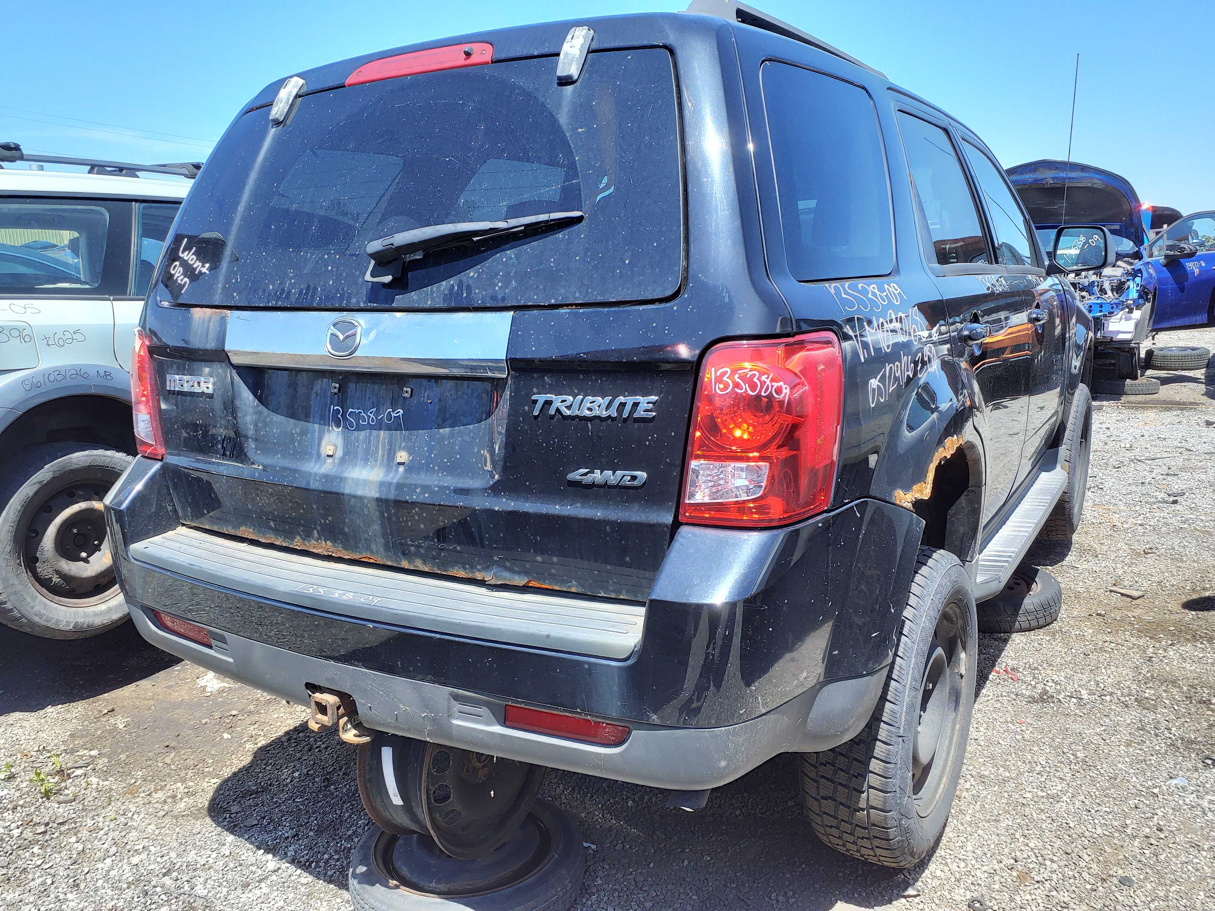 MAZDA TRIBUTE 2009