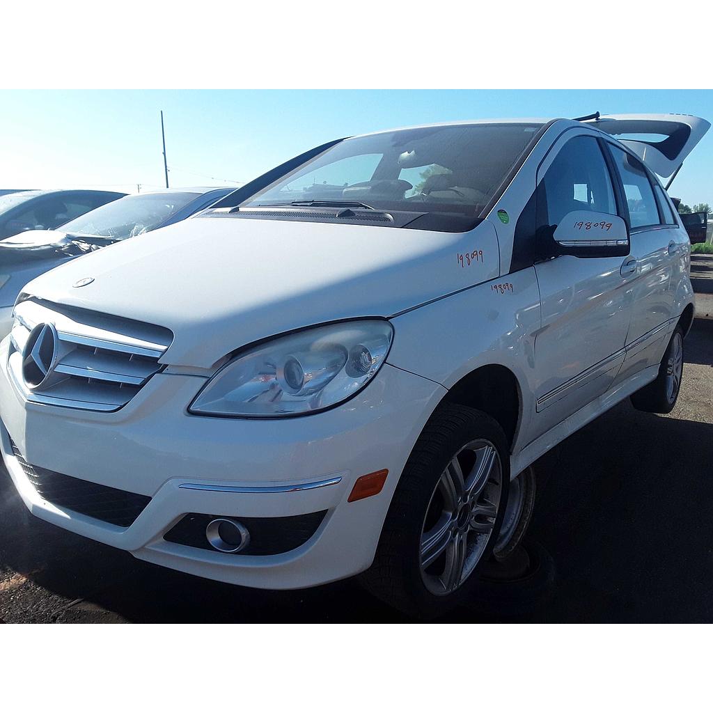 MERCEDES-BENZ B-CLASS 2011