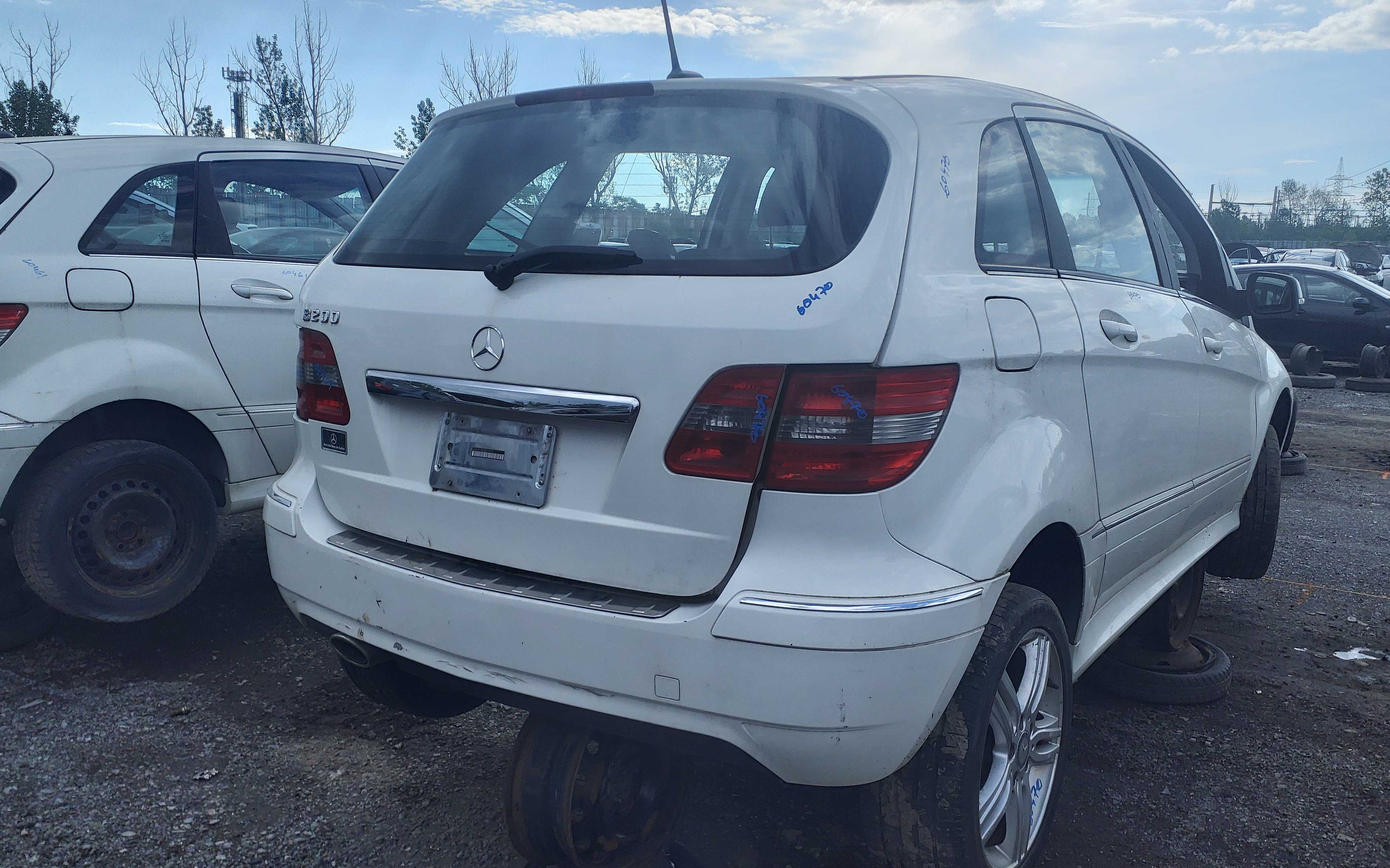 MERCEDES-BENZ B-CLASS 2011